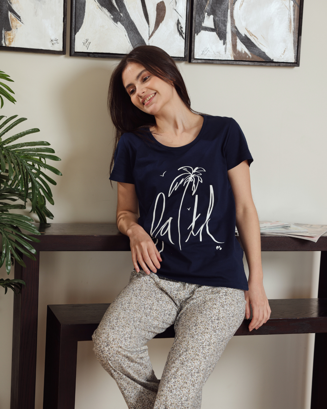 Women's half-sleeve pajamas with palm print