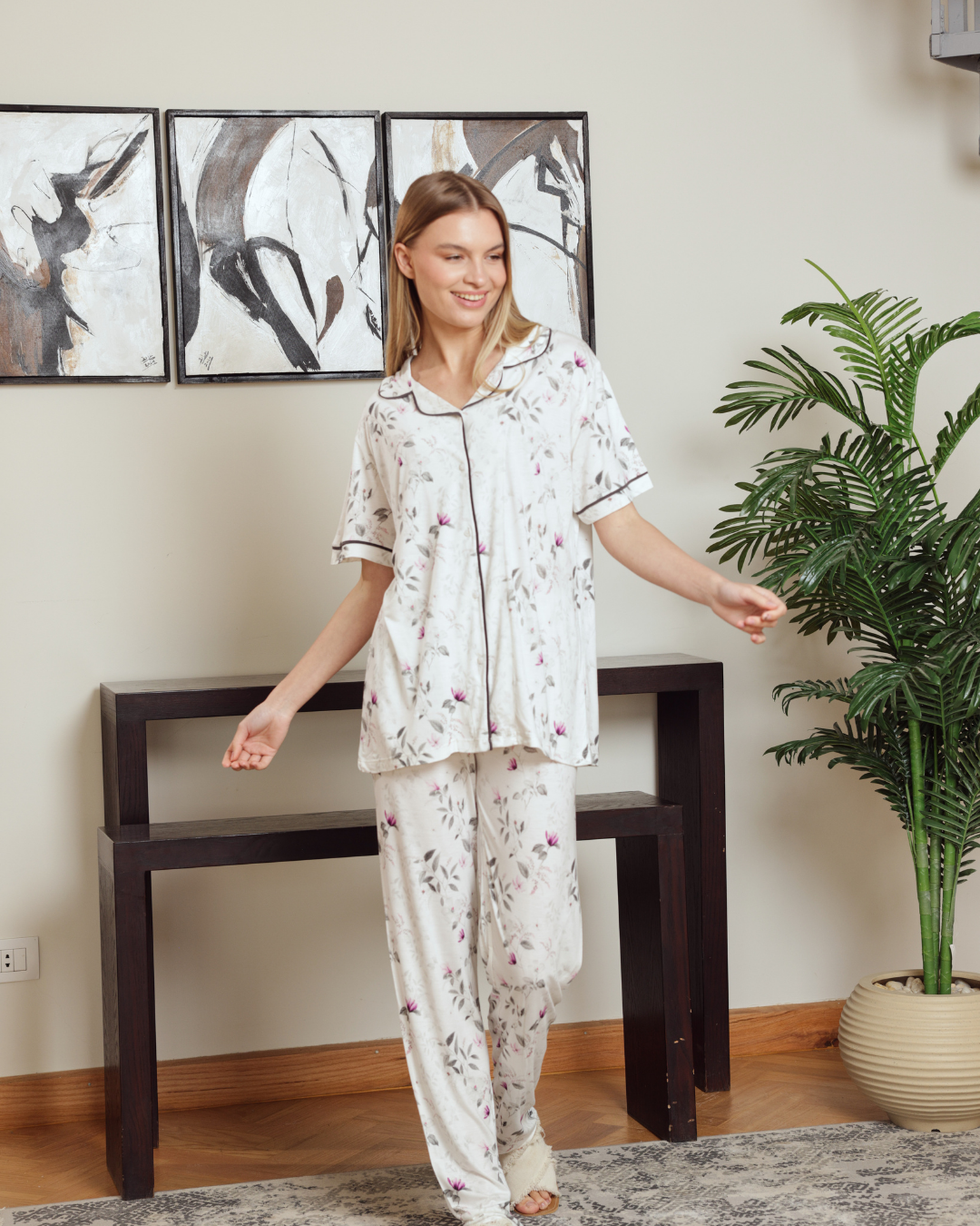 بيجاما حريمي نص كم و بنطلون كلاسيك فروع شجر