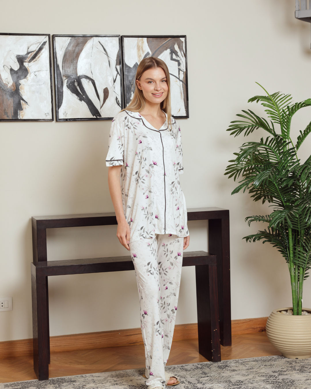 بيجاما حريمي نص كم و بنطلون كلاسيك فروع شجر