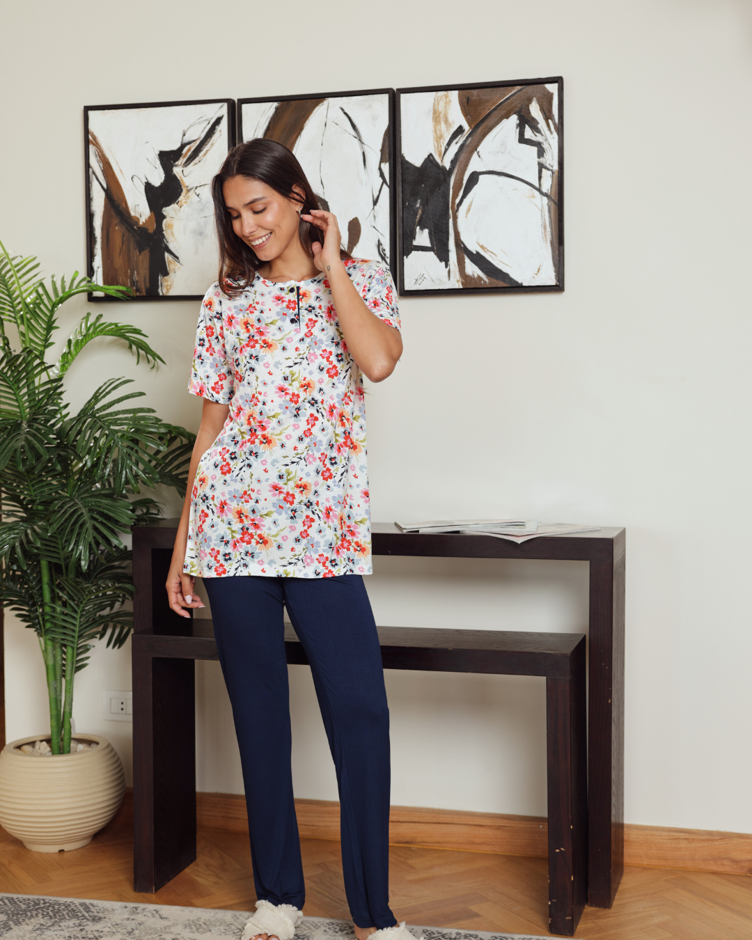 Women's half-sleeved round-neck pajamas