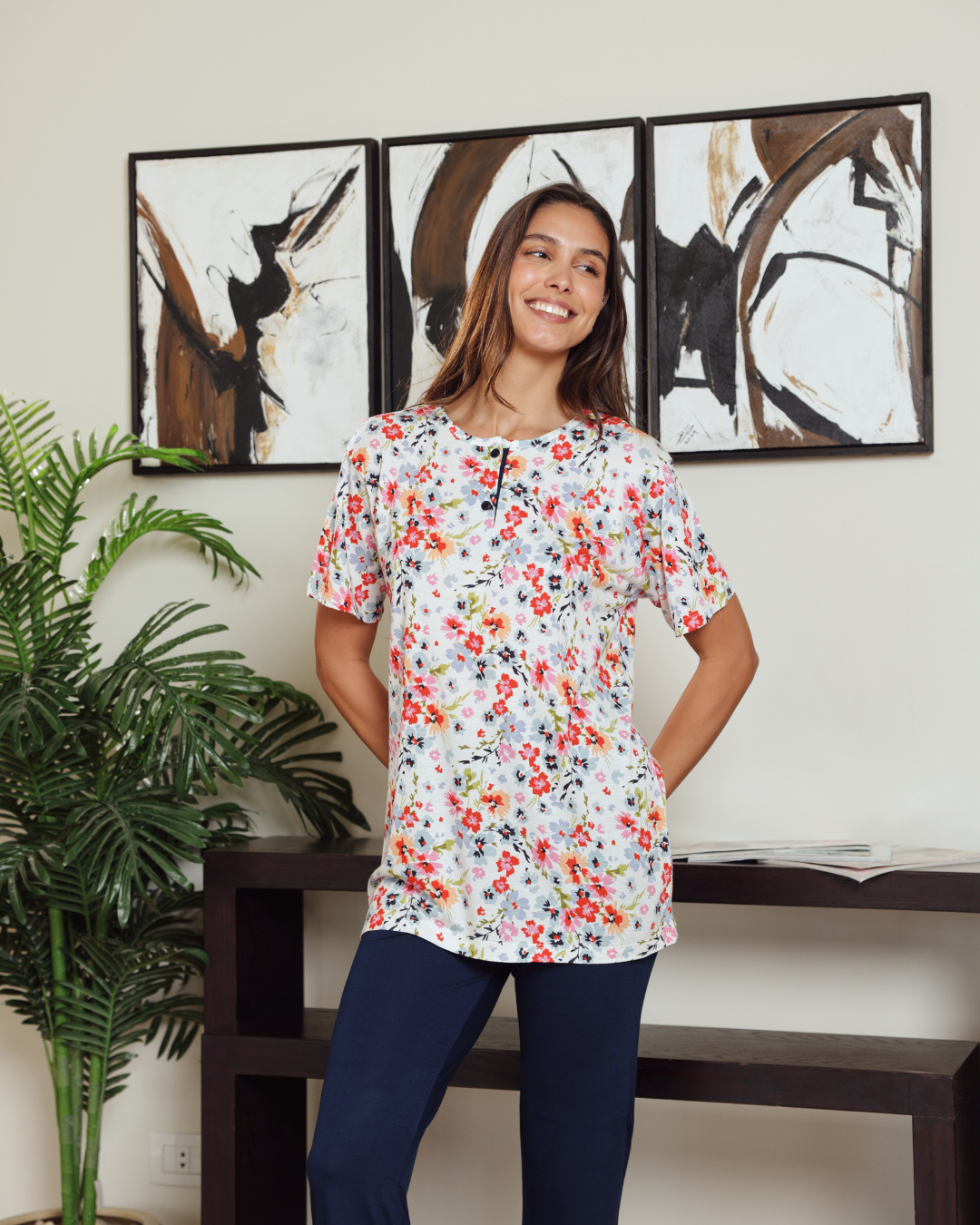 Women's half-sleeved round-neck pajamas