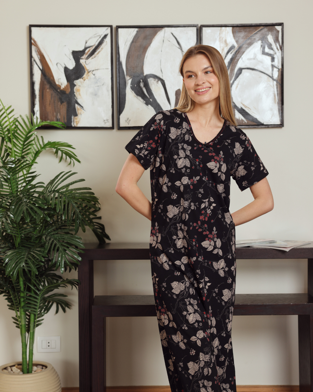 نايت شيرت حريمي نص كم v مشجر