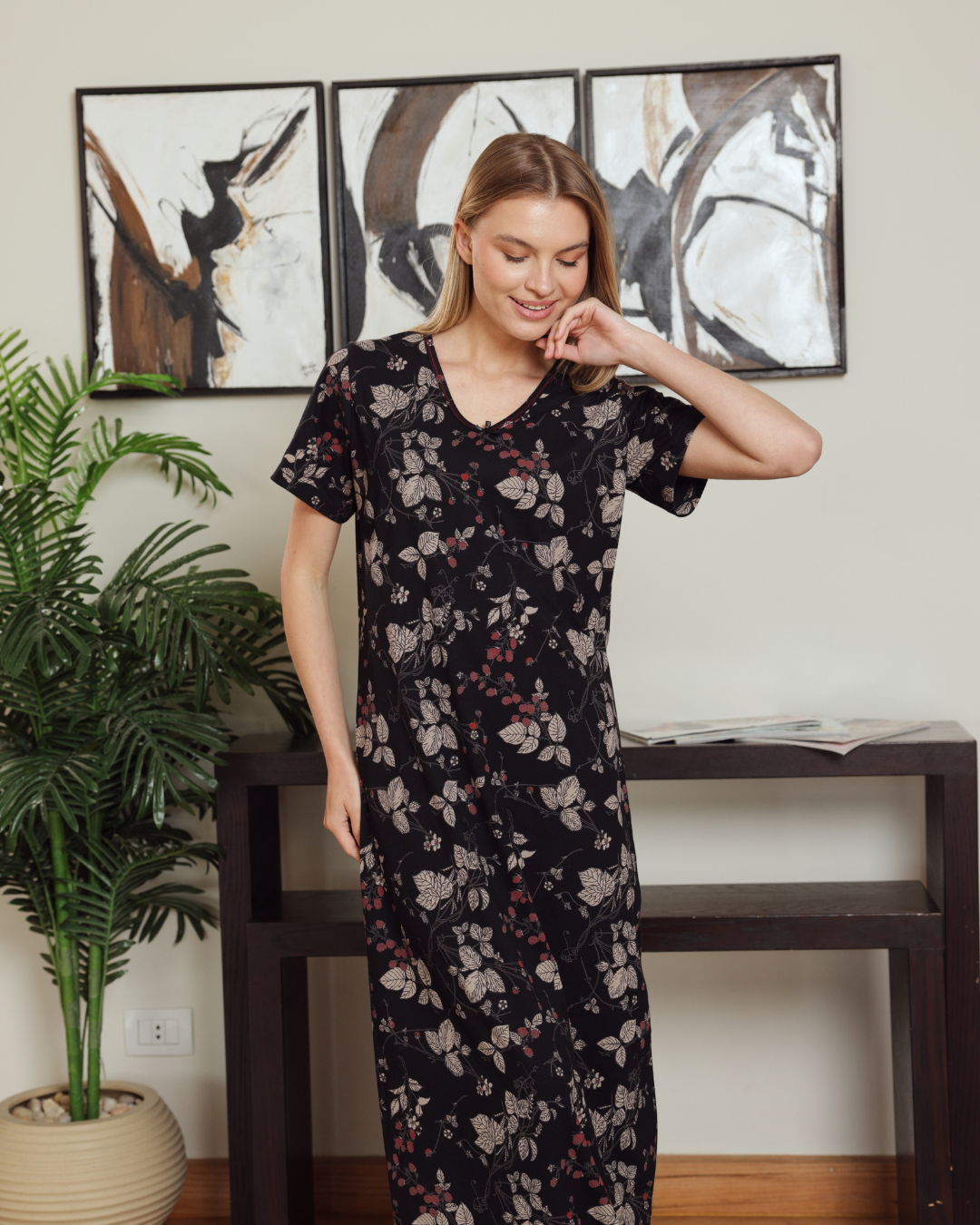 نايت شيرت حريمي نص كم v مشجر