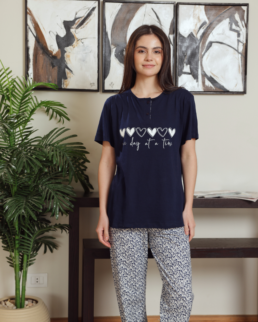 بيجاما حريمي نص كم مطبوع قلوب