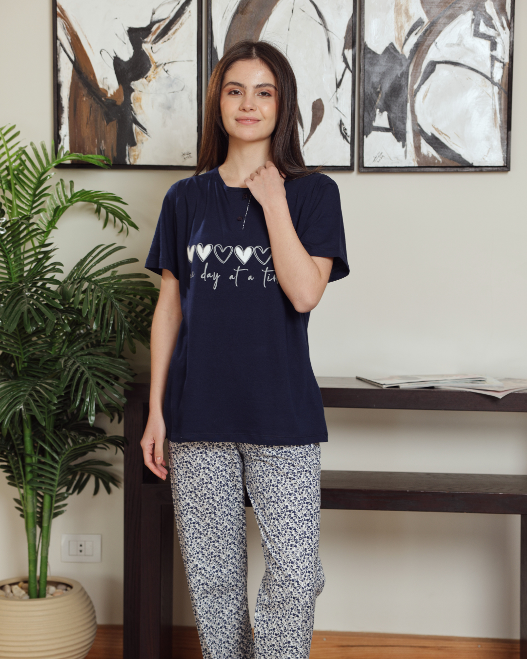 بيجاما حريمي نص كم مطبوع قلوب