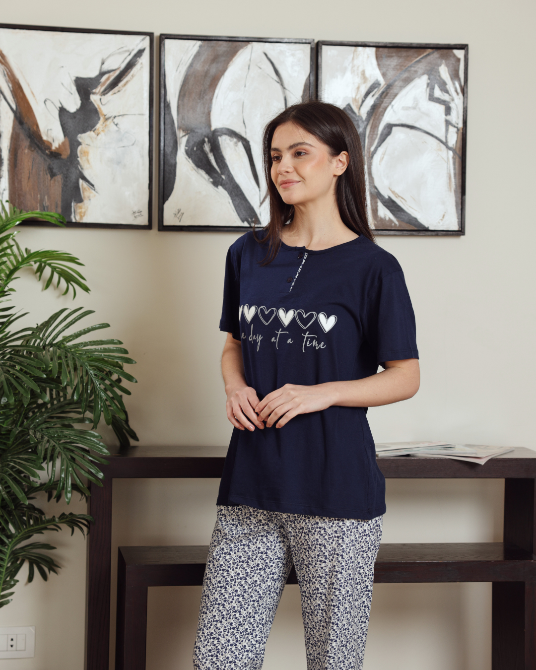 بيجاما حريمي نص كم مطبوع قلوب