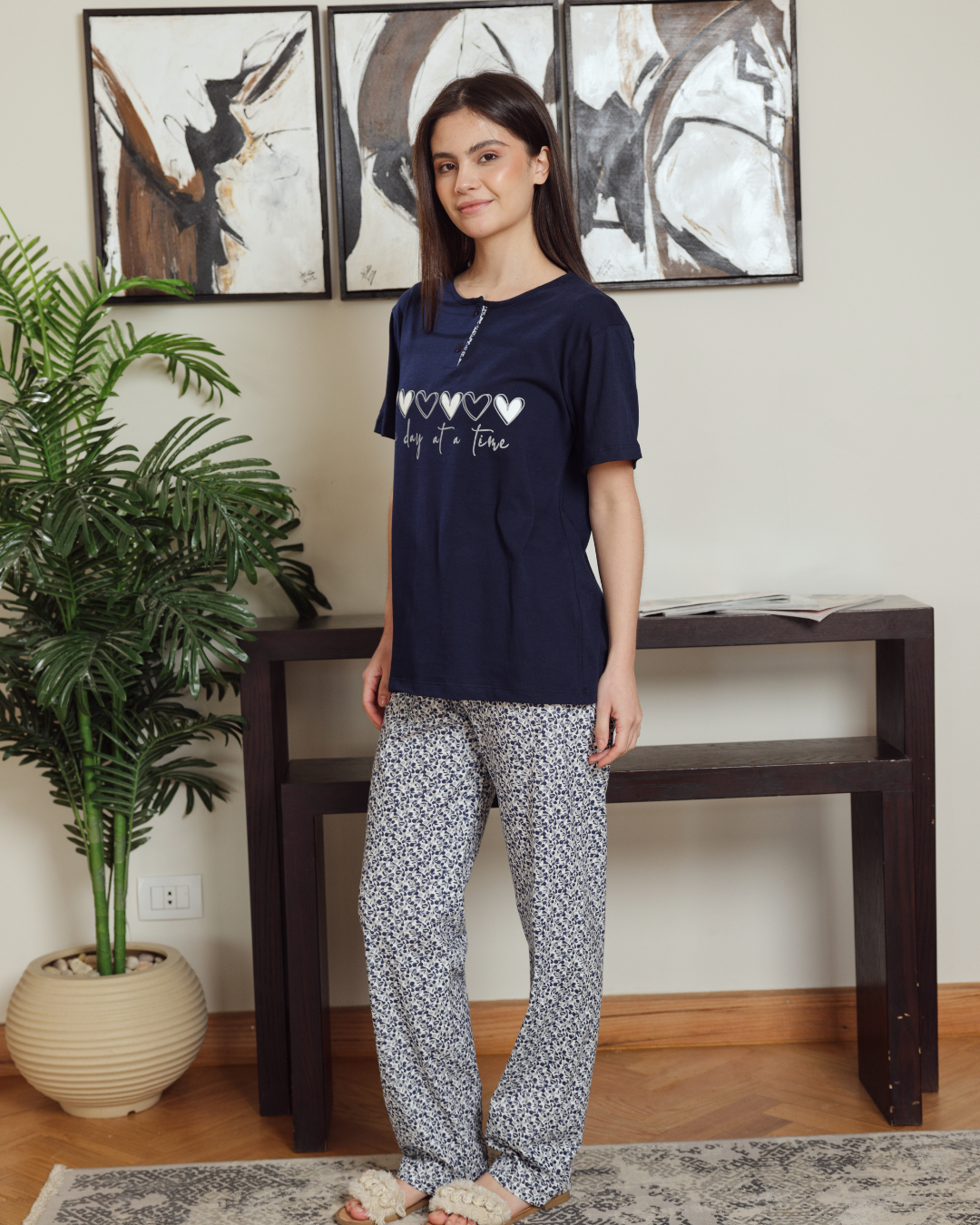 بيجاما حريمي نص كم مطبوع قلوب