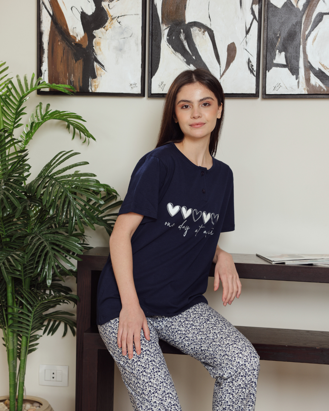 بيجاما حريمي نص كم مطبوع قلوب