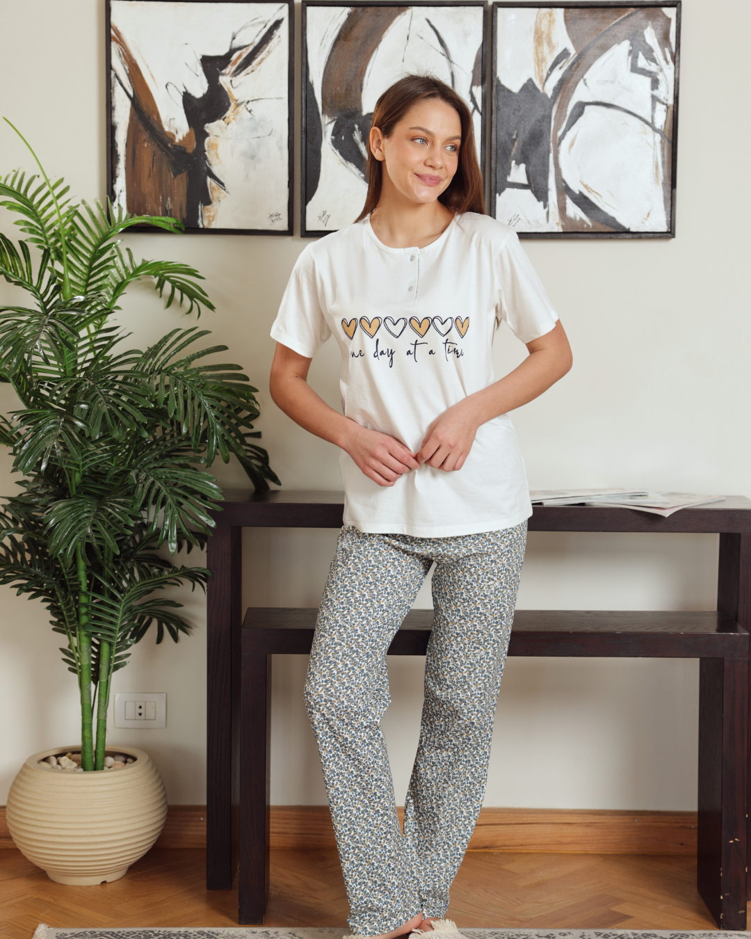 بيجاما حريمي نص كم مطبوع قلوب