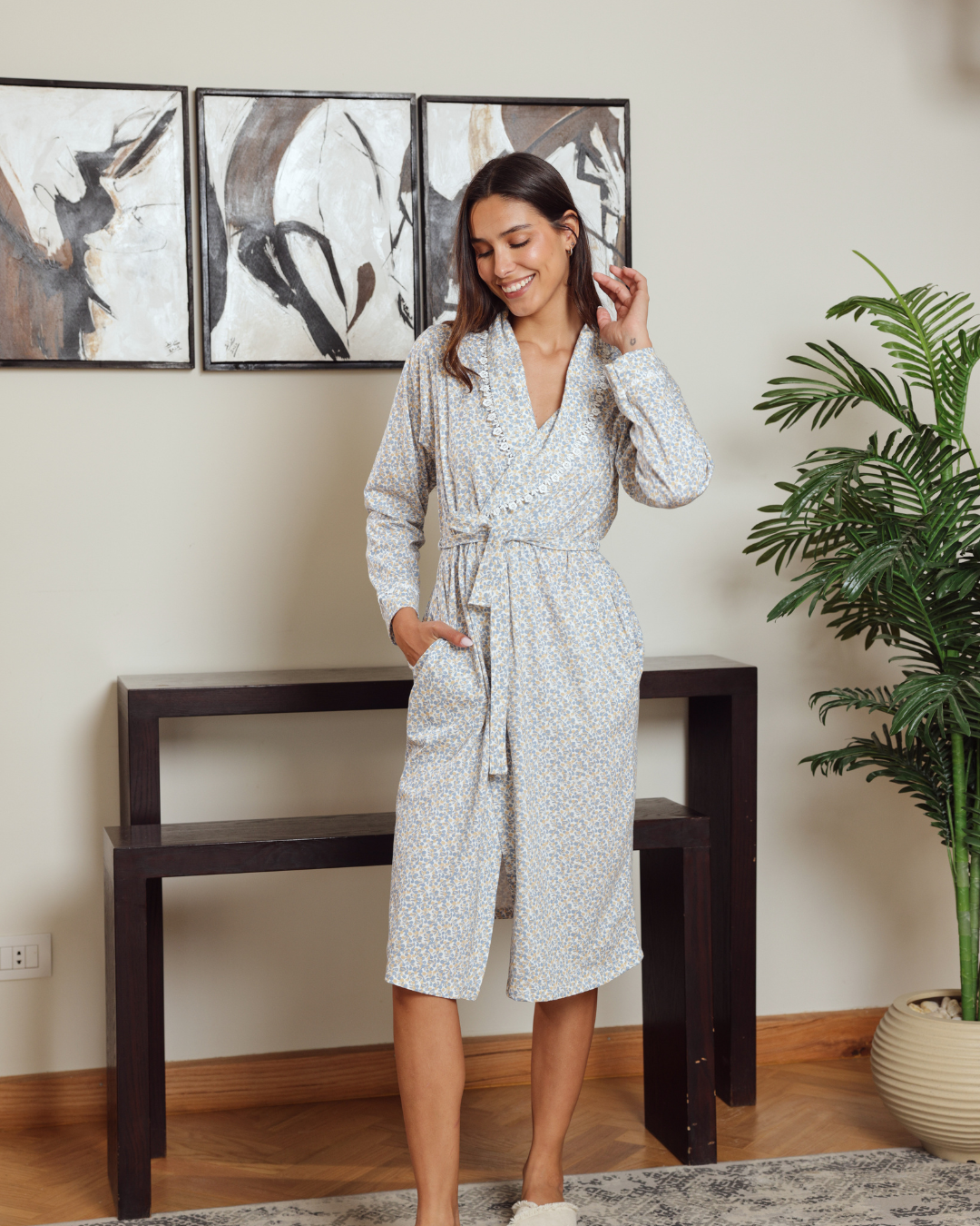 روب حريمي قصير مشجر