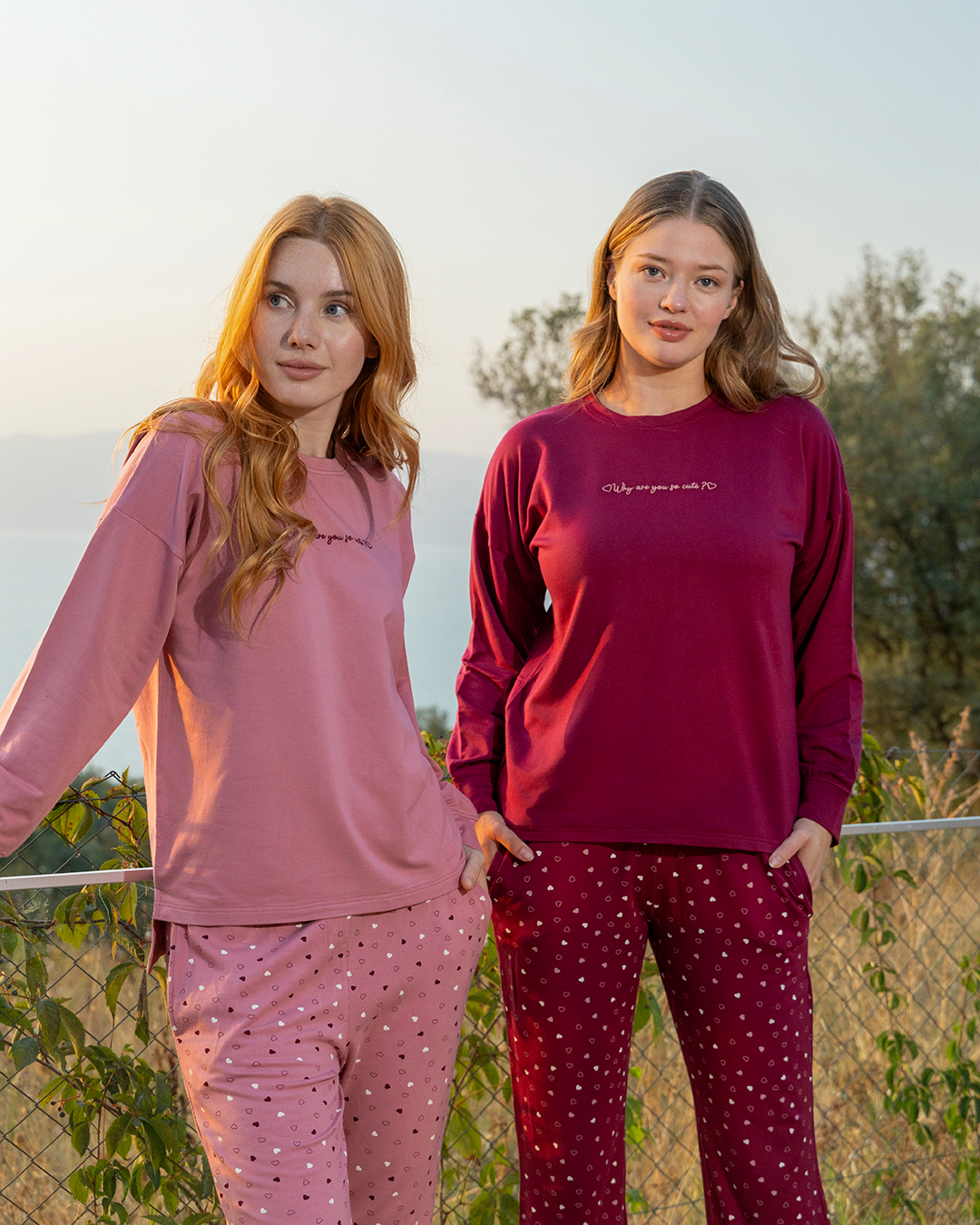 Femi hearts بيجاما حريمي سويت شيرت بكم و بنطلون