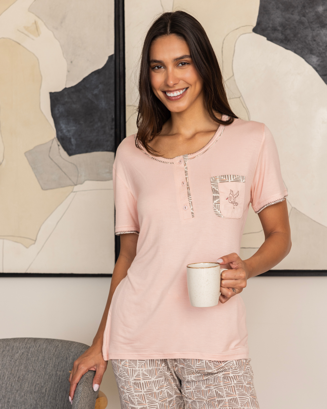 بيجاما حريمي نصف كم بنطلون مع تطريز طائر صغير