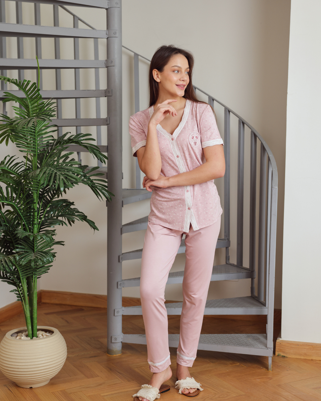 بيجاما حريمي نصف كم فتح ازرار بنطلون طويل طباعة قلوب صغيرة