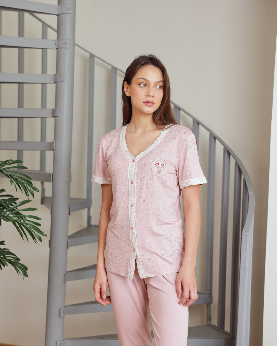 بيجاما حريمي نصف كم فتح ازرار بنطلون طويل طباعة قلوب صغيرة