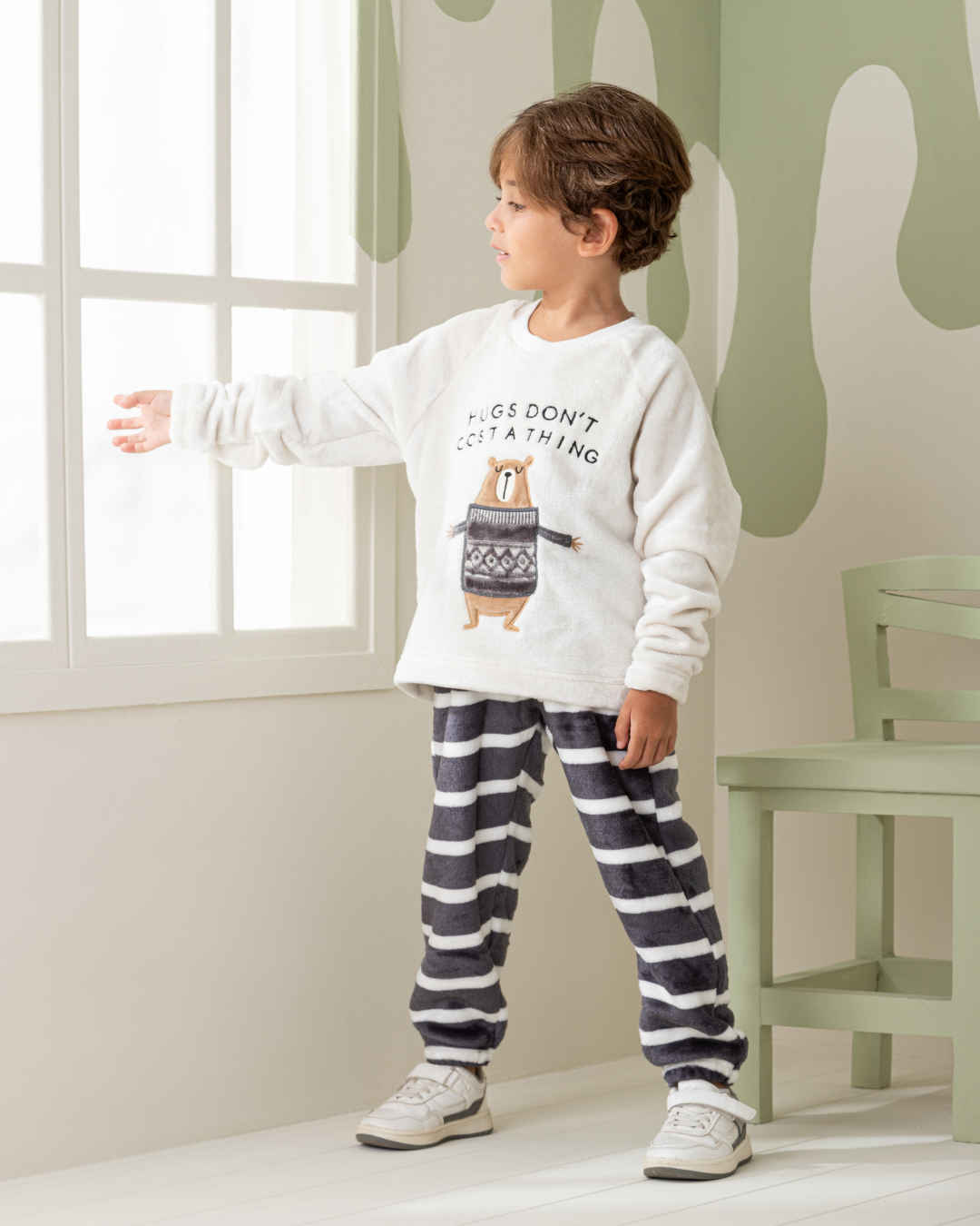 Hugs Bear Raglan boys pajamas