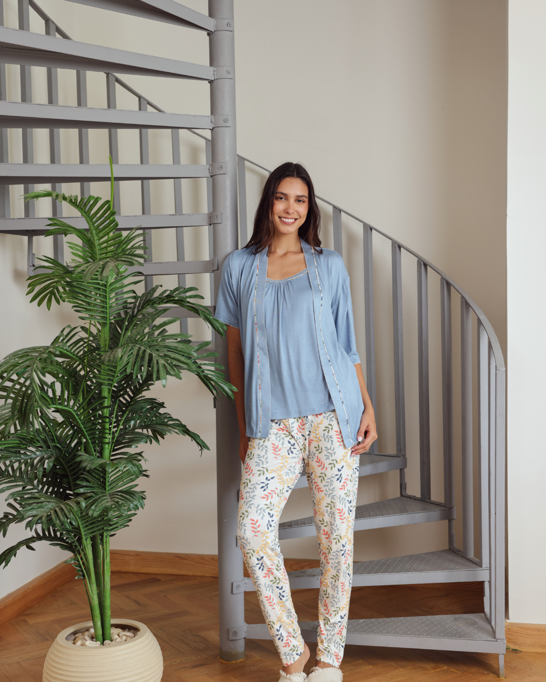 Women pajamas 3 pieces wide shoulder, long trousers, a short, a long sleeve print, branches of tree