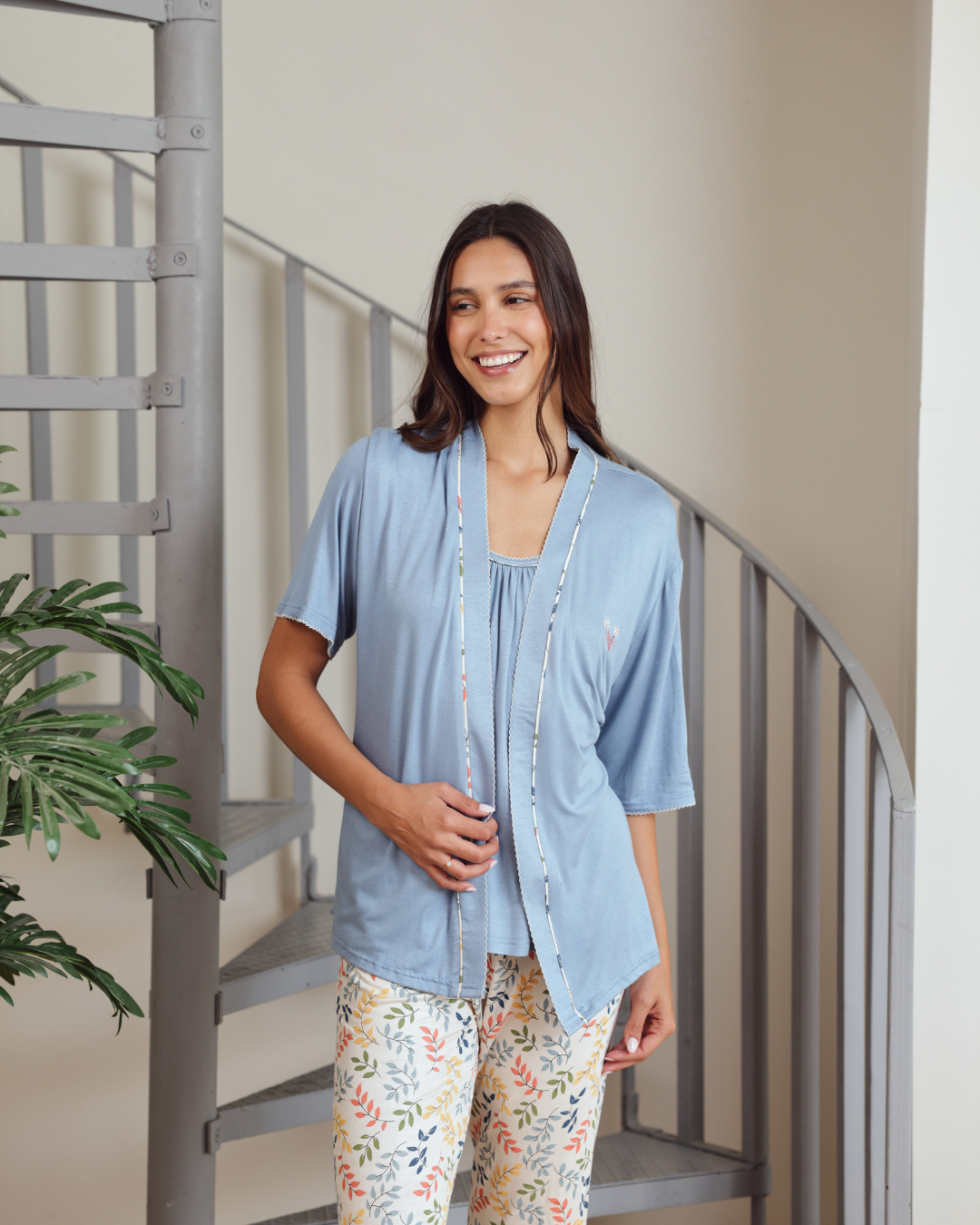 Women pajamas 3 pieces wide shoulder, long trousers, a short, a long sleeve print, branches of tree