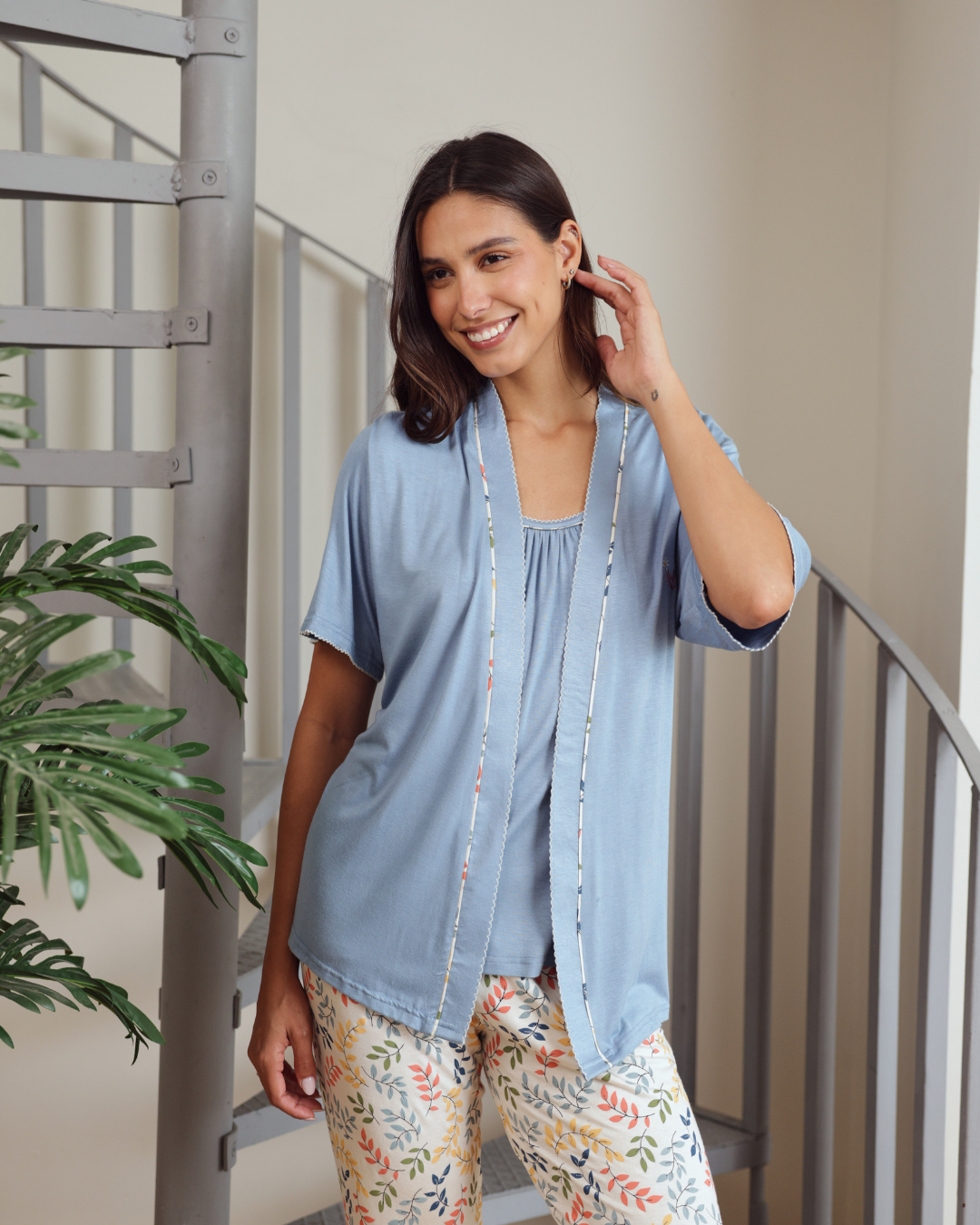 Women pajamas 3 pieces wide shoulder, long trousers, a short, a long sleeve print, branches of tree