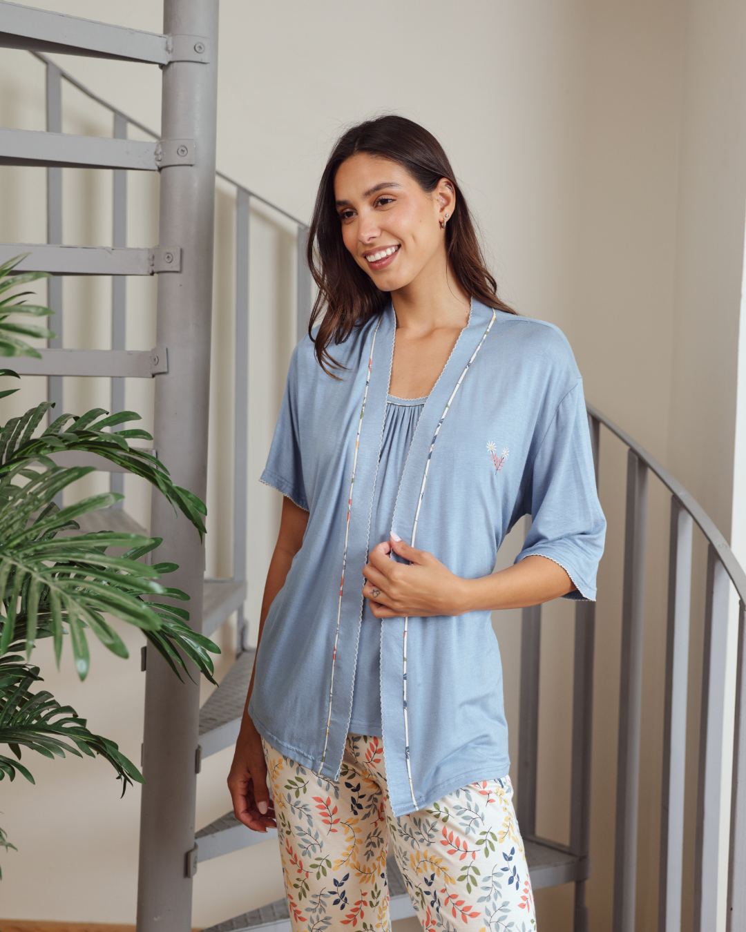 Women pajamas 3 pieces wide shoulder, long trousers, a short, a long sleeve print, branches of tree