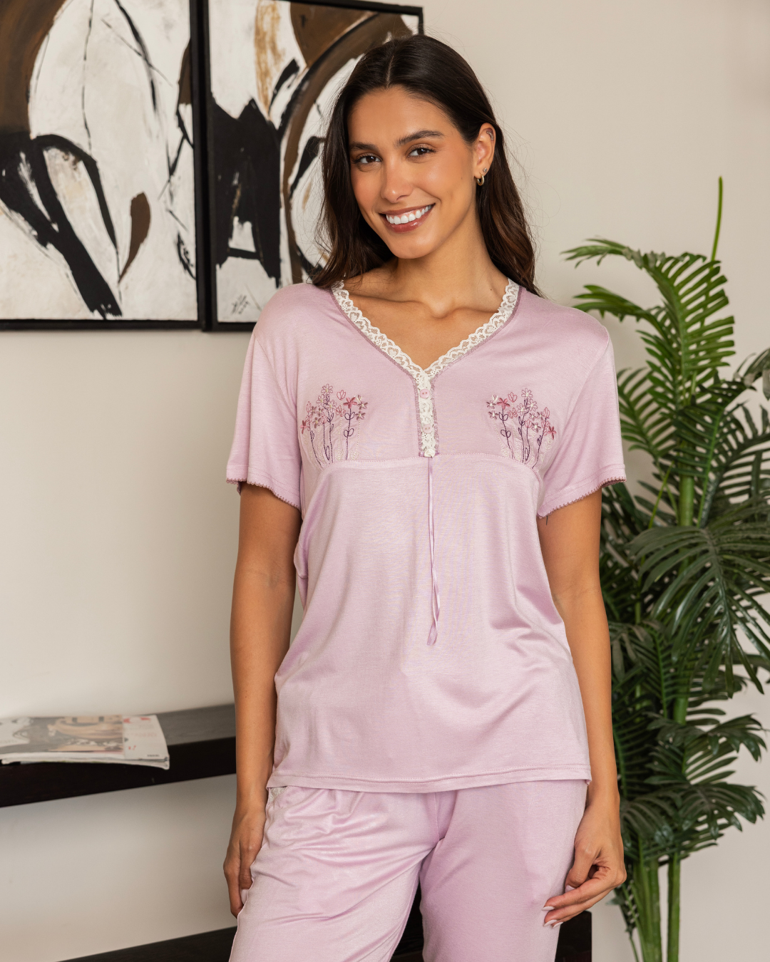 بيجاما حريمي نصف كم بنطلون طويل تطريز باقة ورد