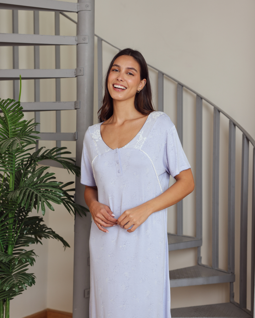 نايت شيرت طويلة نصف كم  مطبع منقط