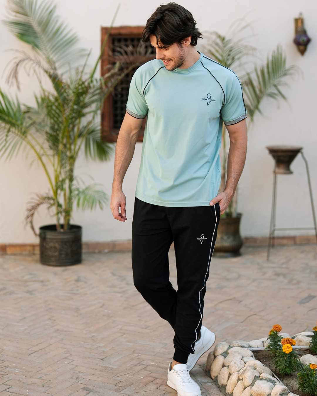 Basic بيجاما رجالي نص كم و بنطلون