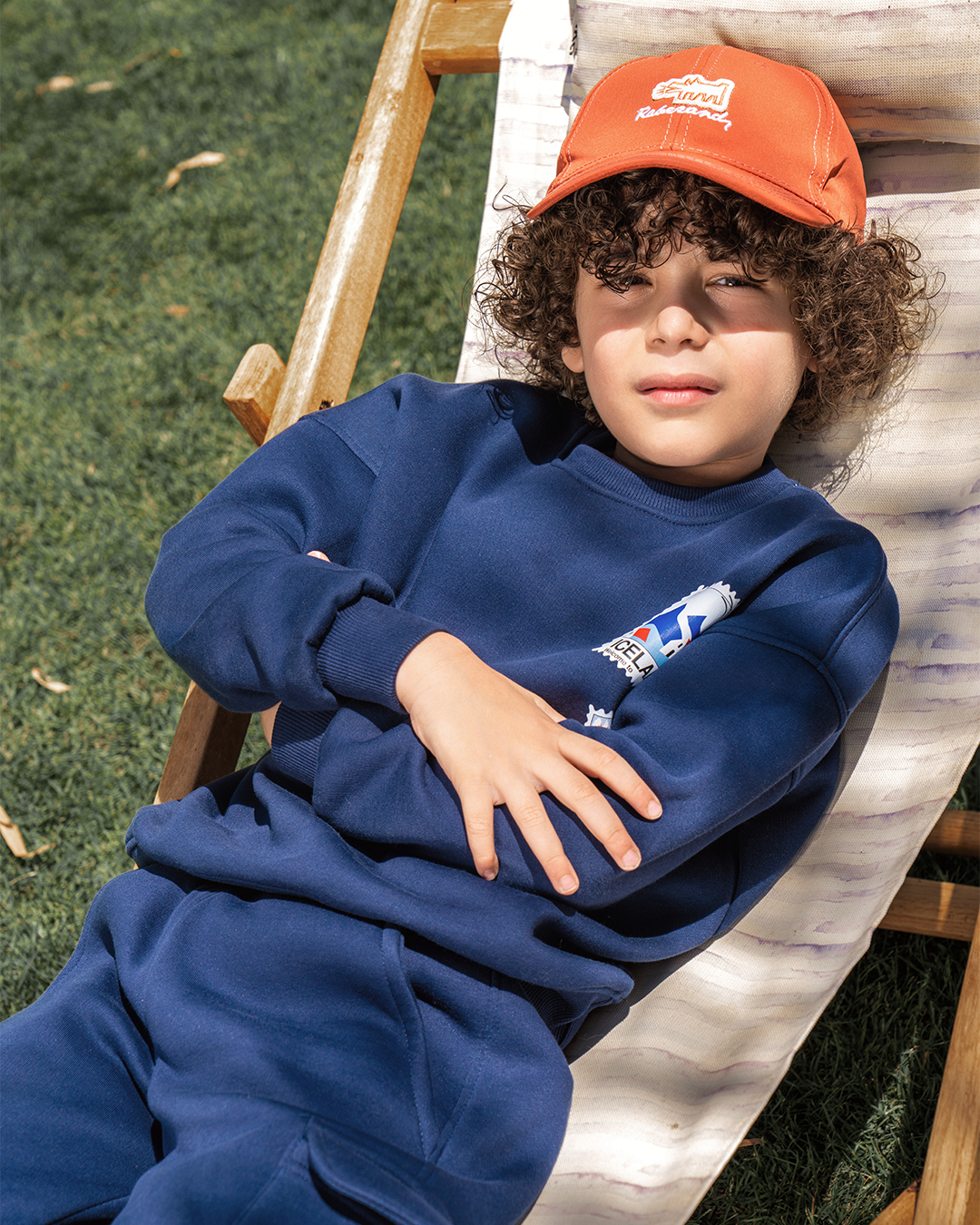 Enfants en pyjamas en Islande enfants