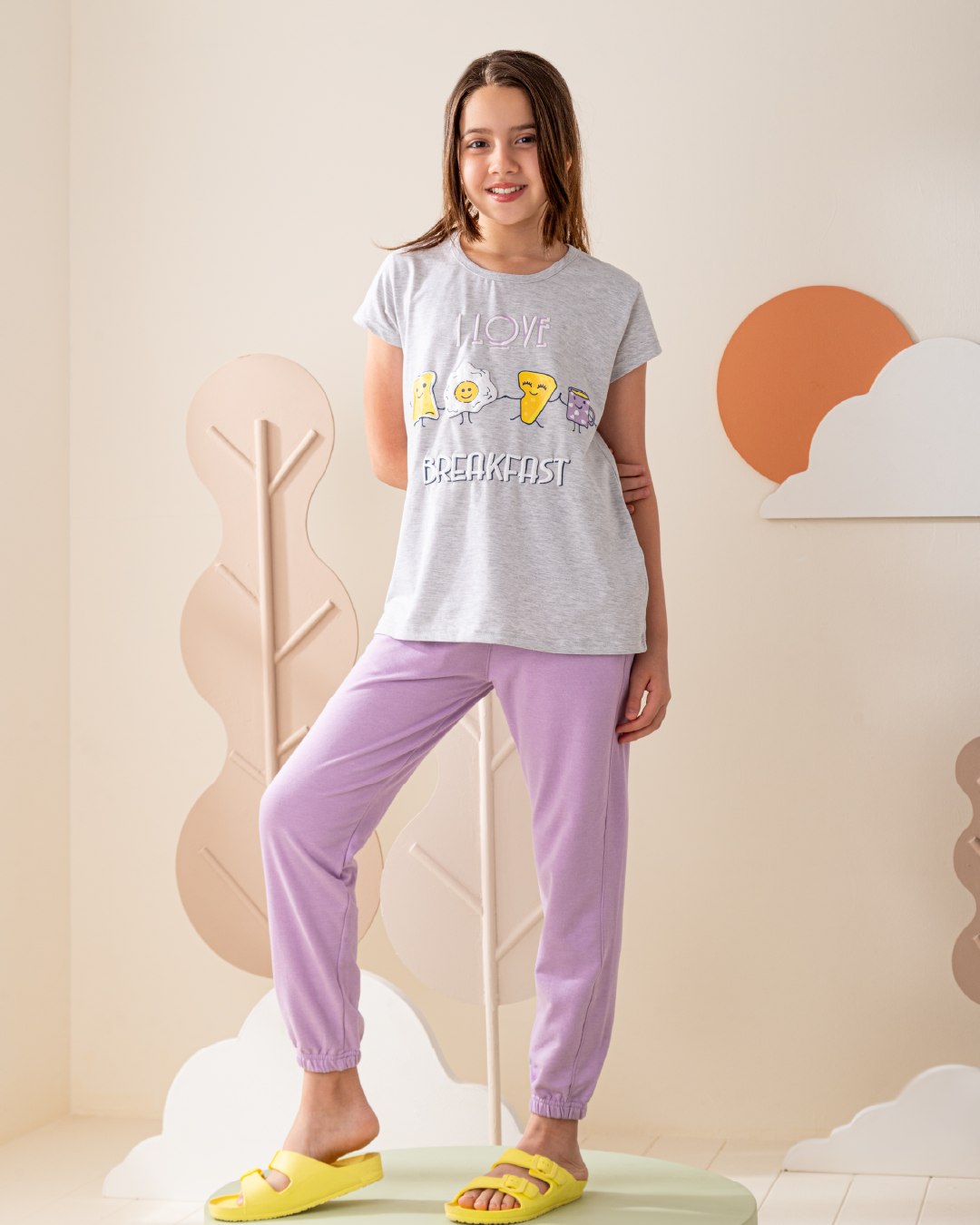 Breakfast طقم بناتي طباعه