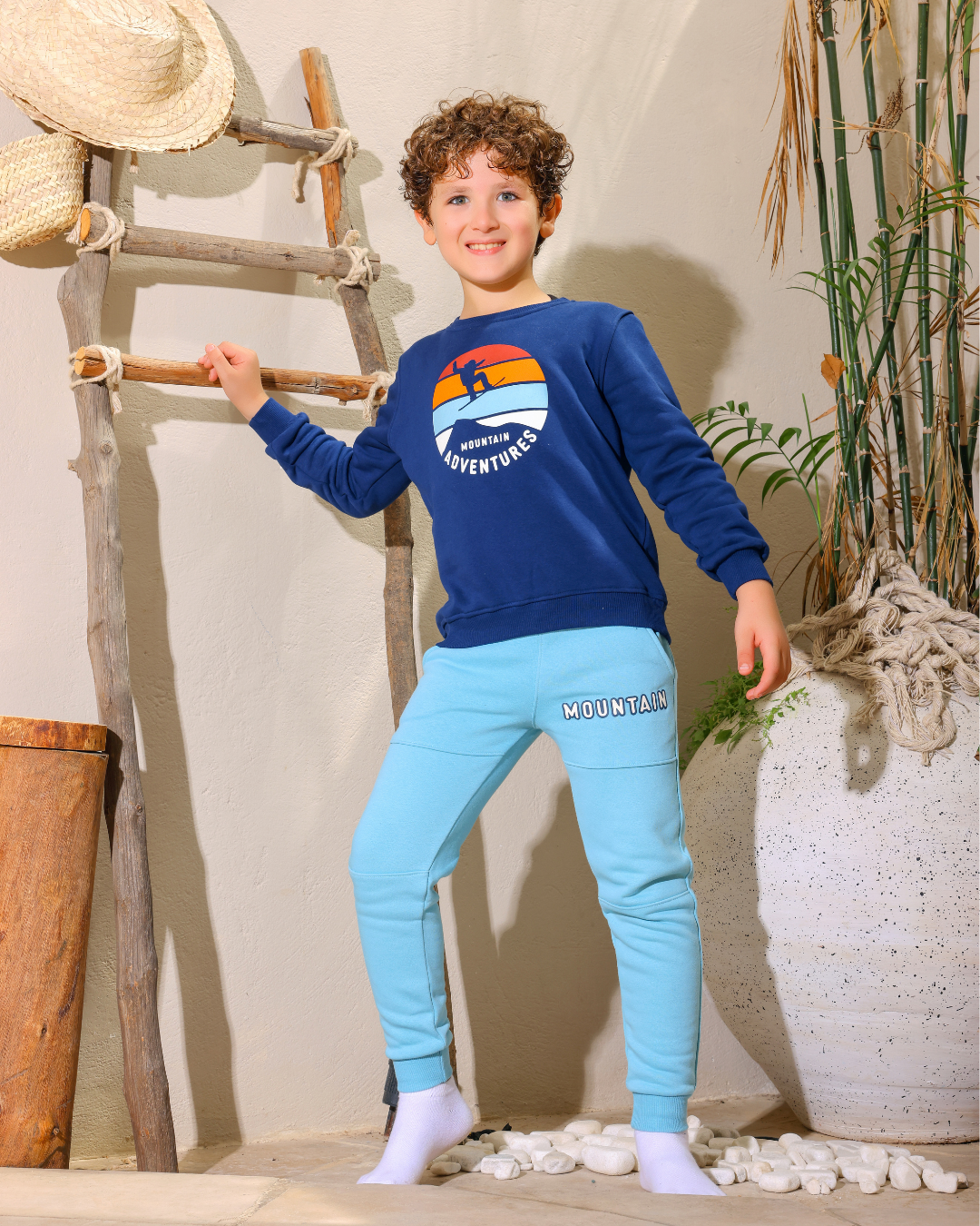 Mountain boys' pajamas, waitress