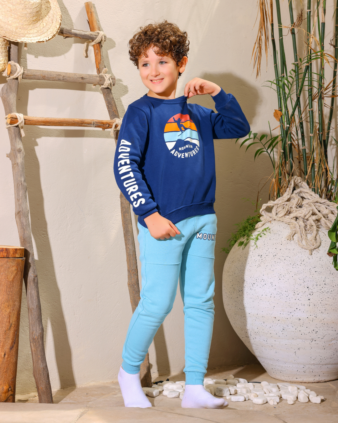 Mountain boys' pajamas, waitress