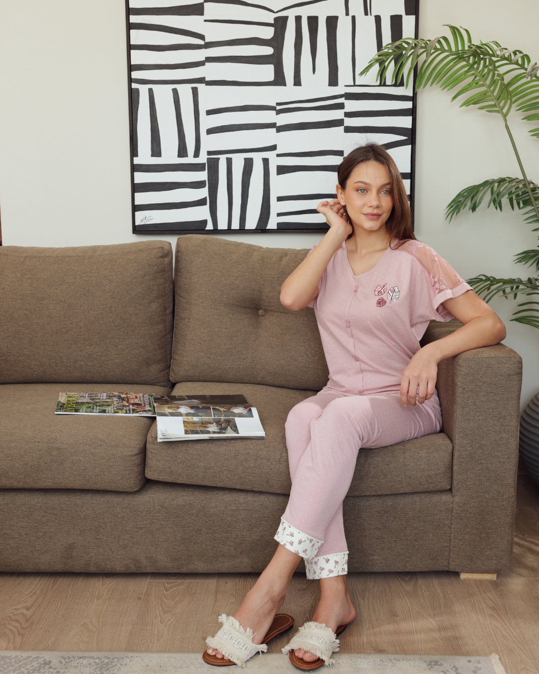 بيجاما حريمي نصف كم بنطلون طويل تطريز كم دانتيل