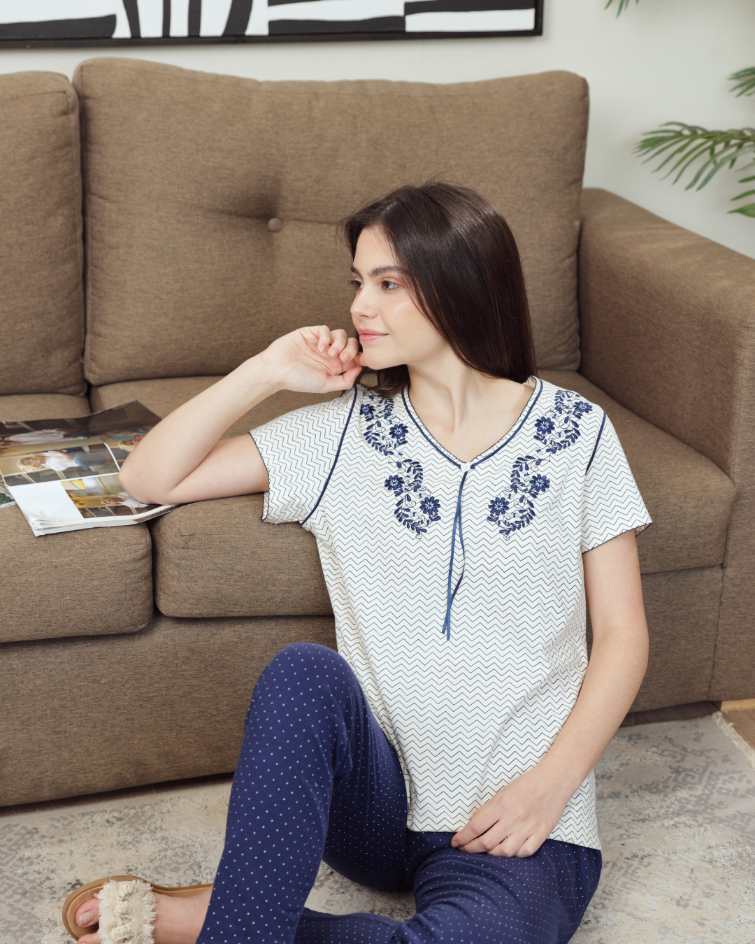 بيجاما حريمي نصف كم بنطلون طويل طباعة زجزاج مع منقط