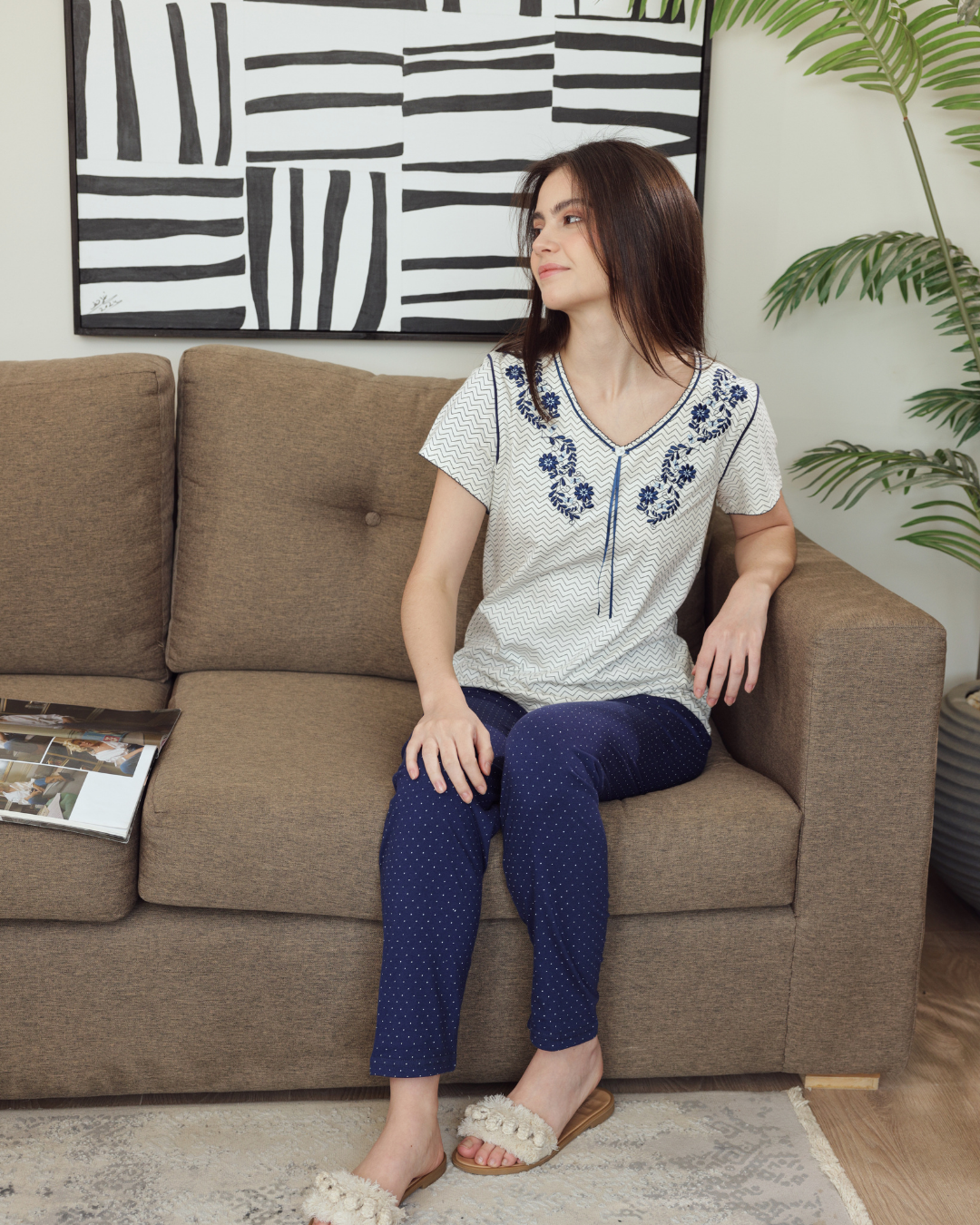 بيجاما حريمي نصف كم بنطلون طويل طباعة زجزاج مع منقط