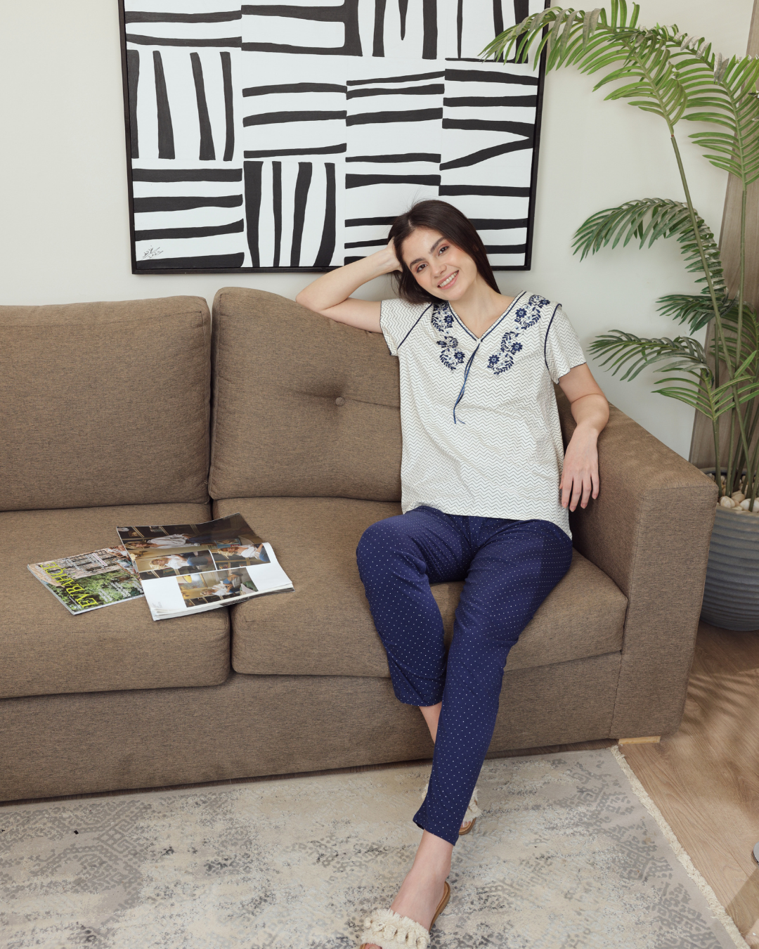 بيجاما حريمي نصف كم بنطلون طويل طباعة زجزاج مع منقط