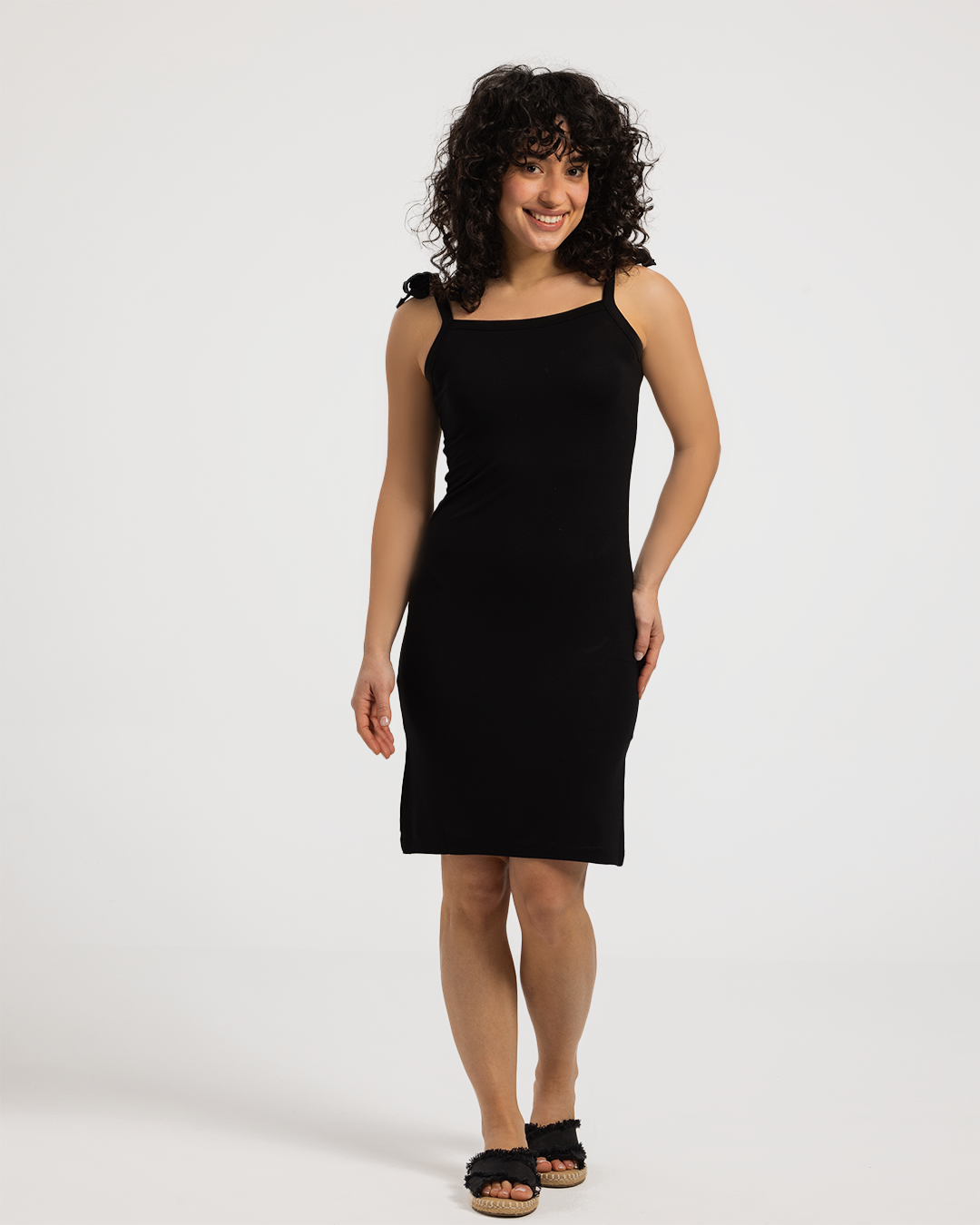 Women dress with ribbons