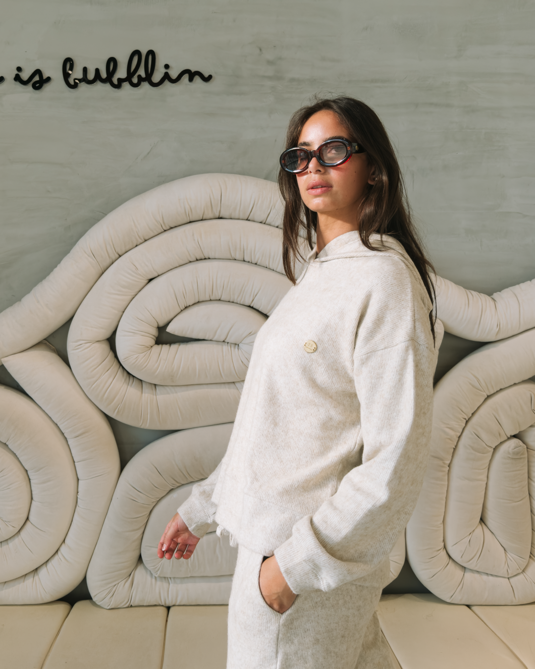 Women Fashion طقم حريمي بكابيشون