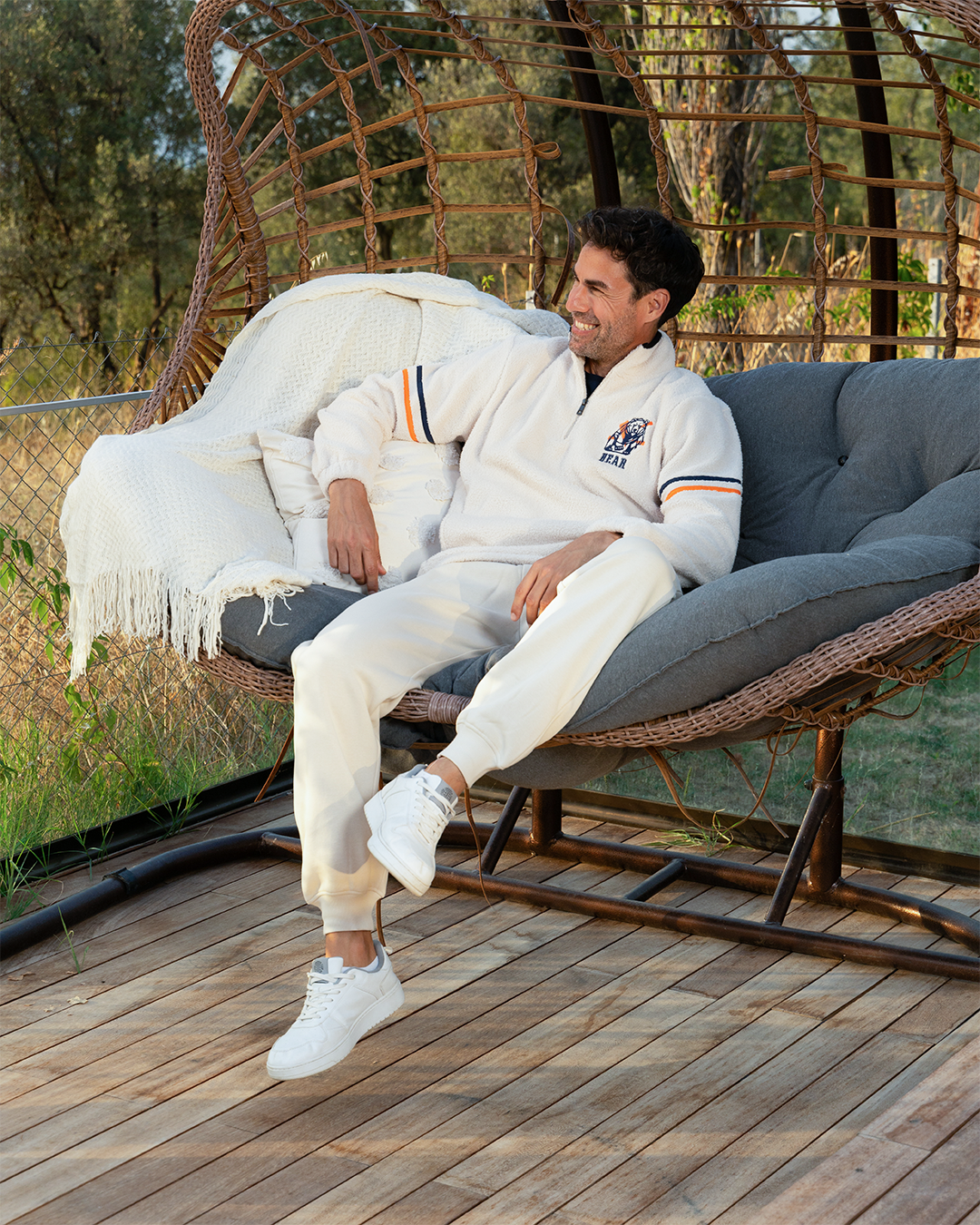 Bear men's high collar pajamas