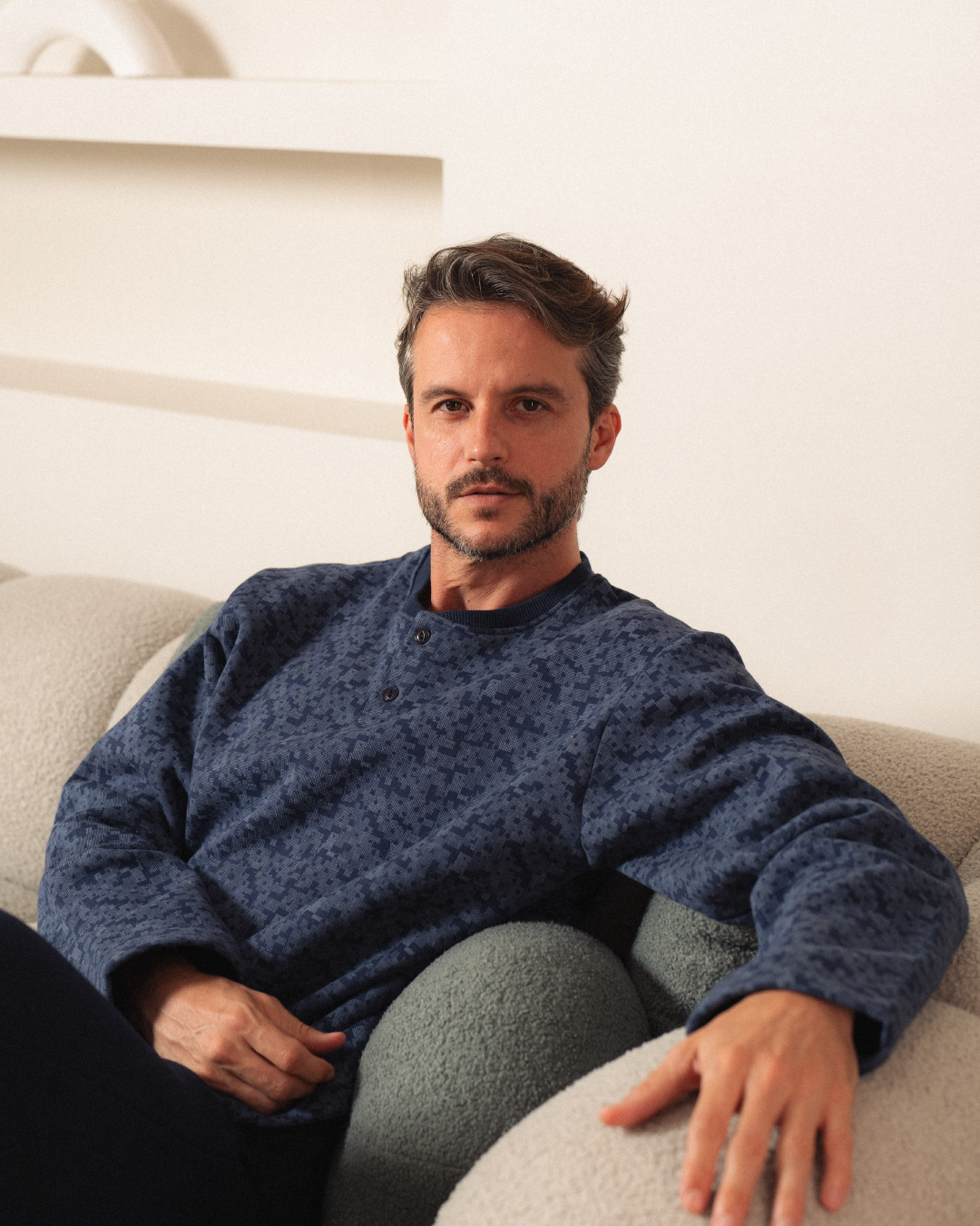 بيجامة رجالي مرد بولو وتارى منقوش بزراير وبنطلون ساده ميلتون