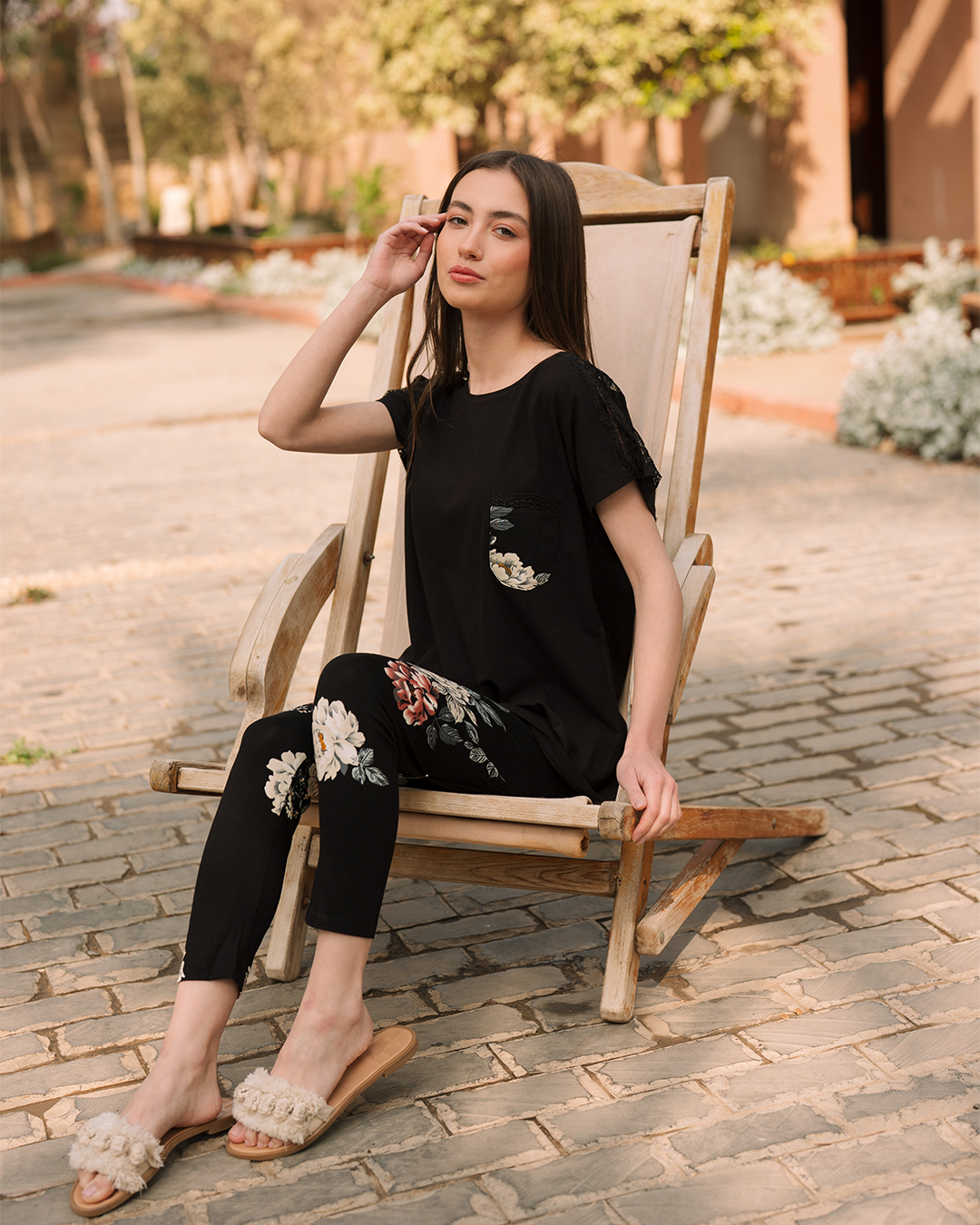 Women's pajamas with lace and patterned leggings