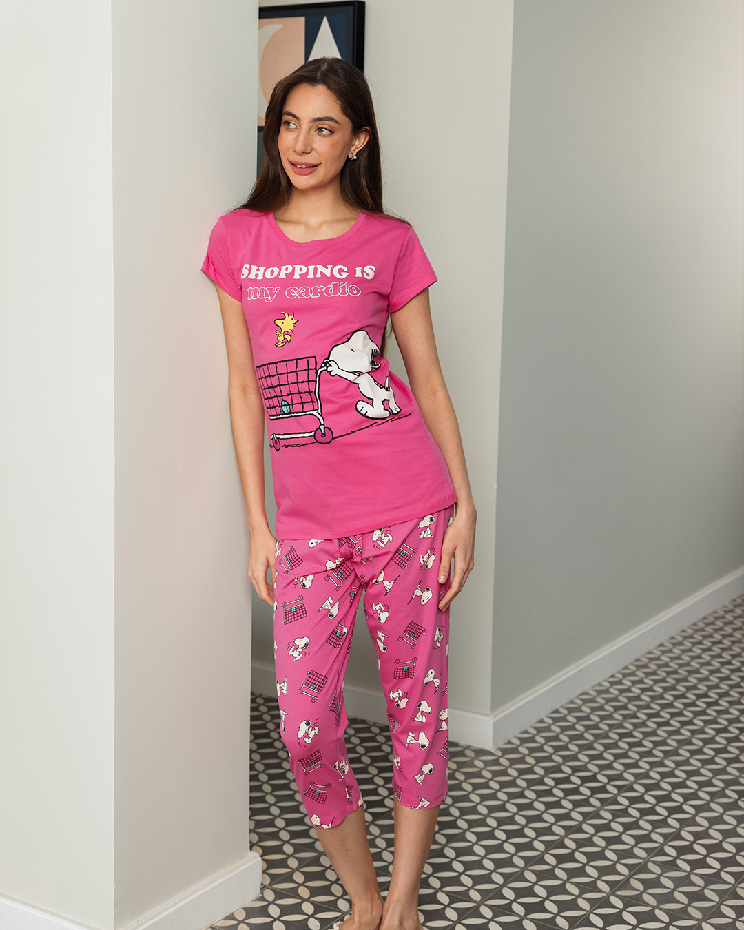 Women's half-sleeve pajamas and Snoopy pants