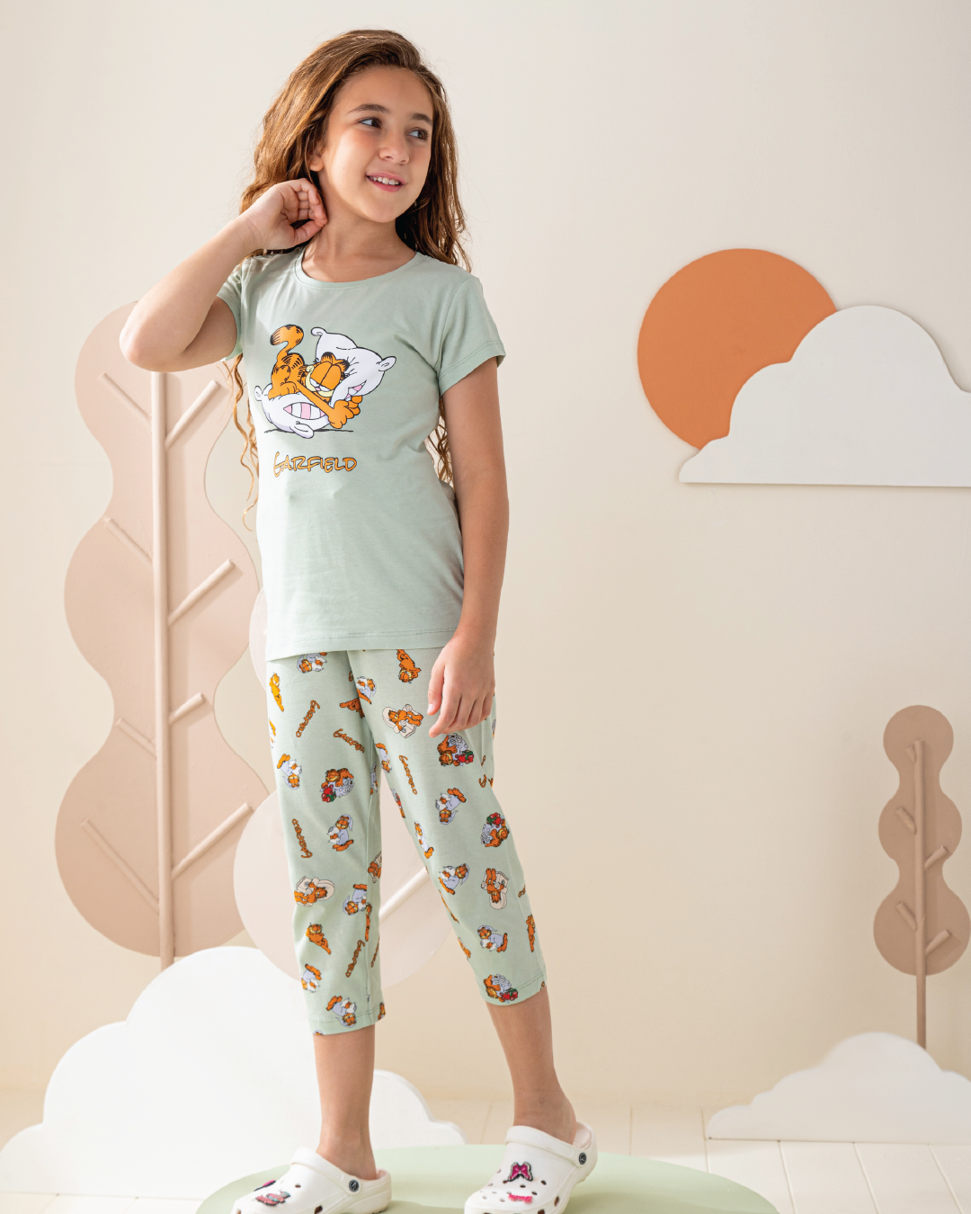 بيجاما بناتي نص كم و بنتكور جارفيلد