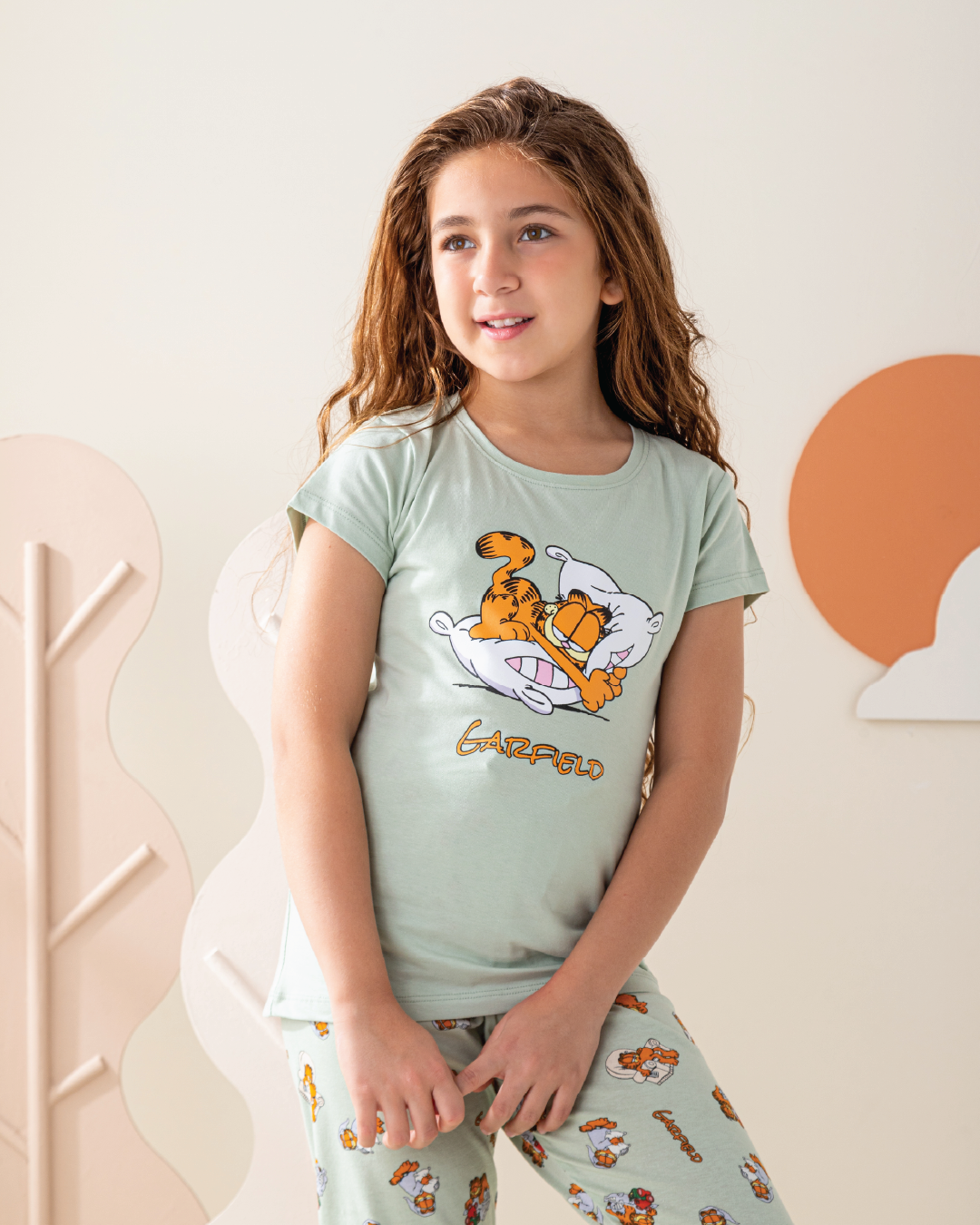 بيجاما بناتي نص كم و بنتكور جارفيلد