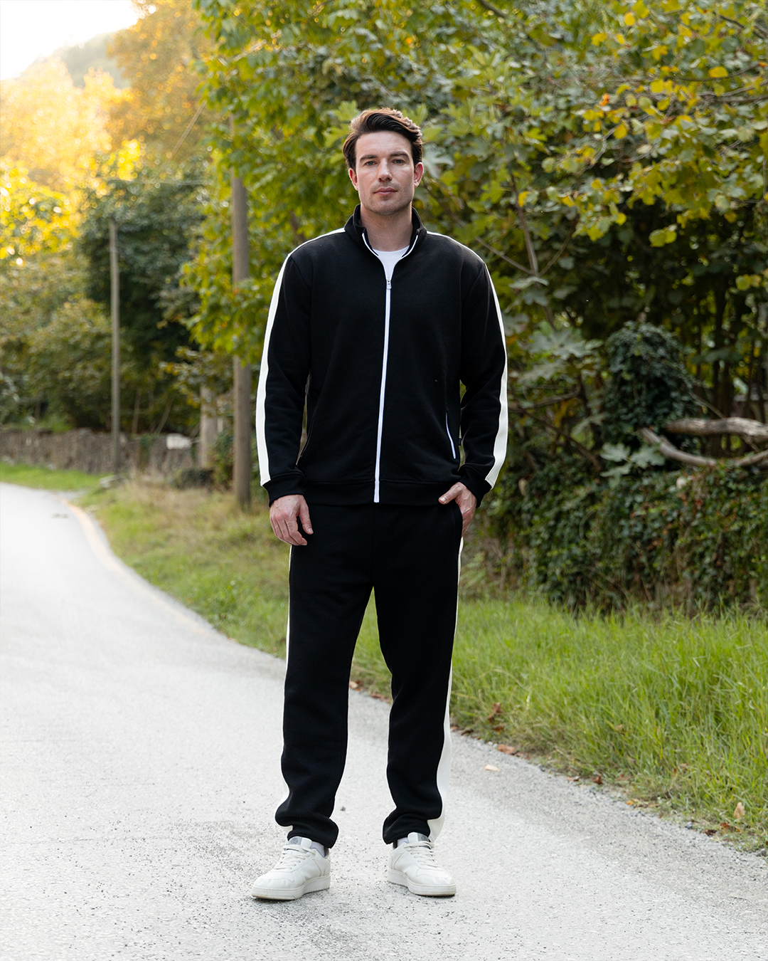 Color block men's pajamas with sleeves and pants