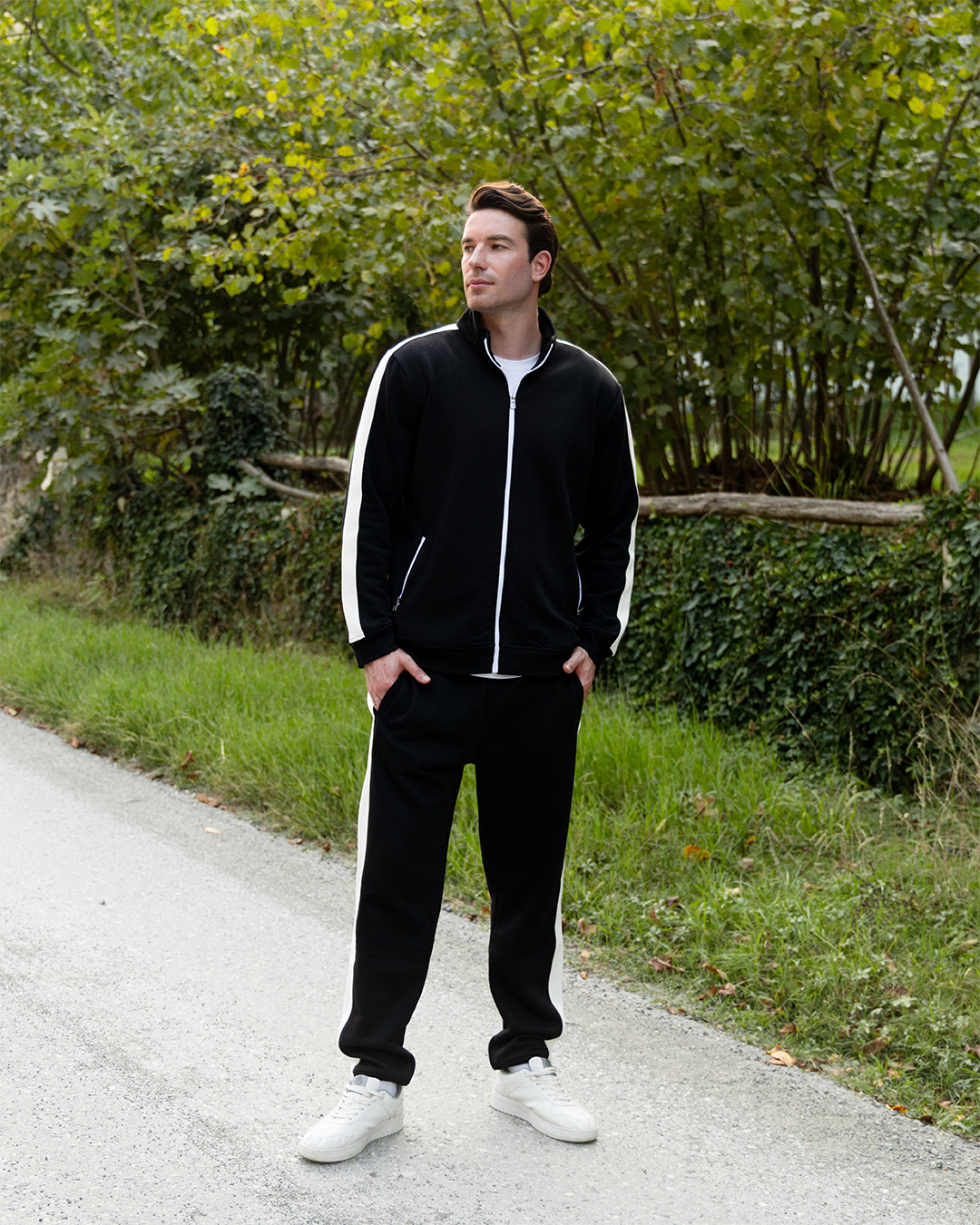 Color block men's pajamas with sleeves and pants