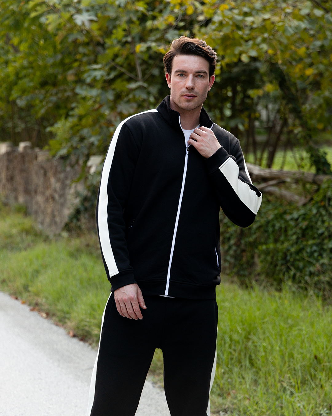 Color block men's pajamas with sleeves and pants