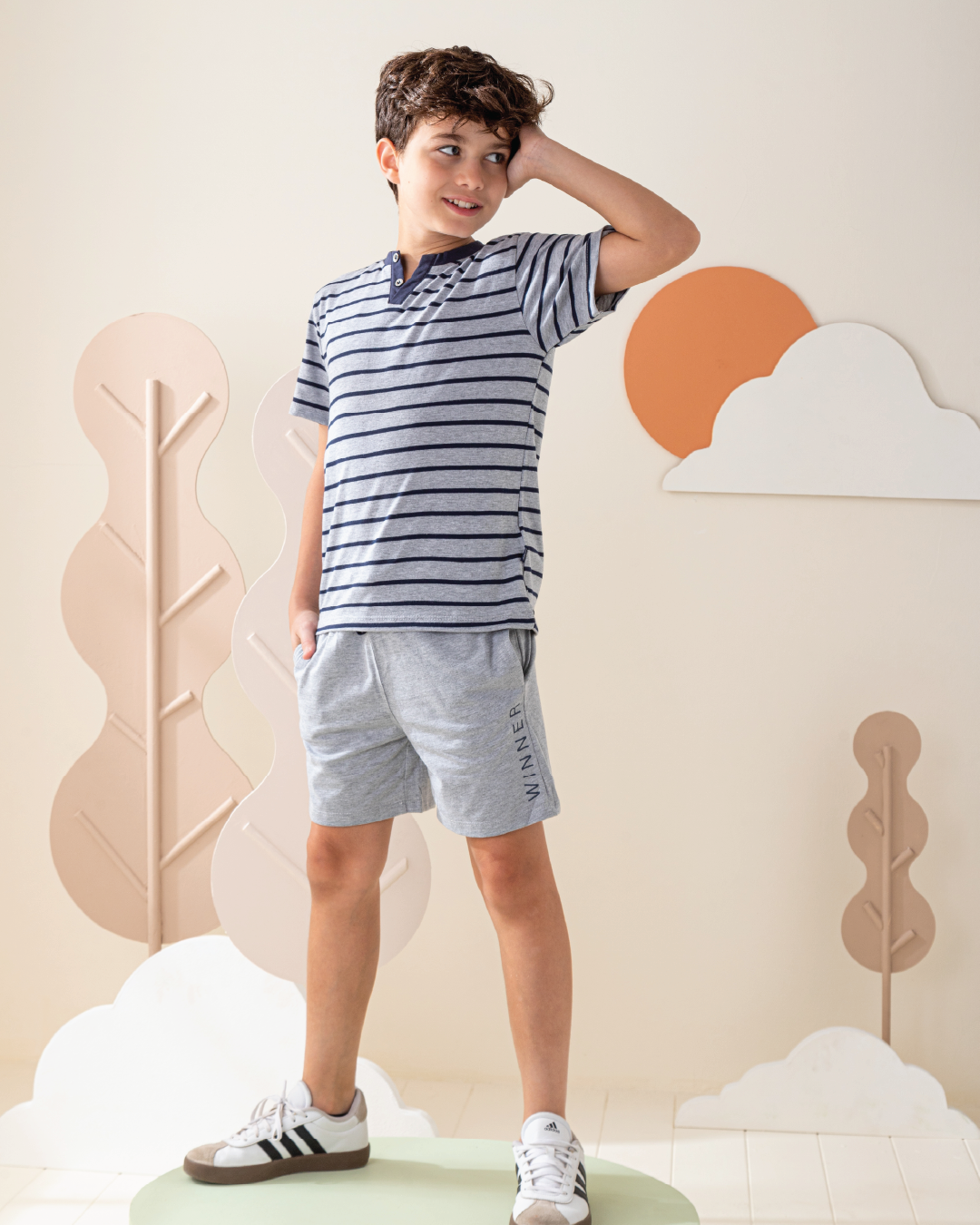 Winner بيجاما اولادي تيشيرت و شورت مطبوع