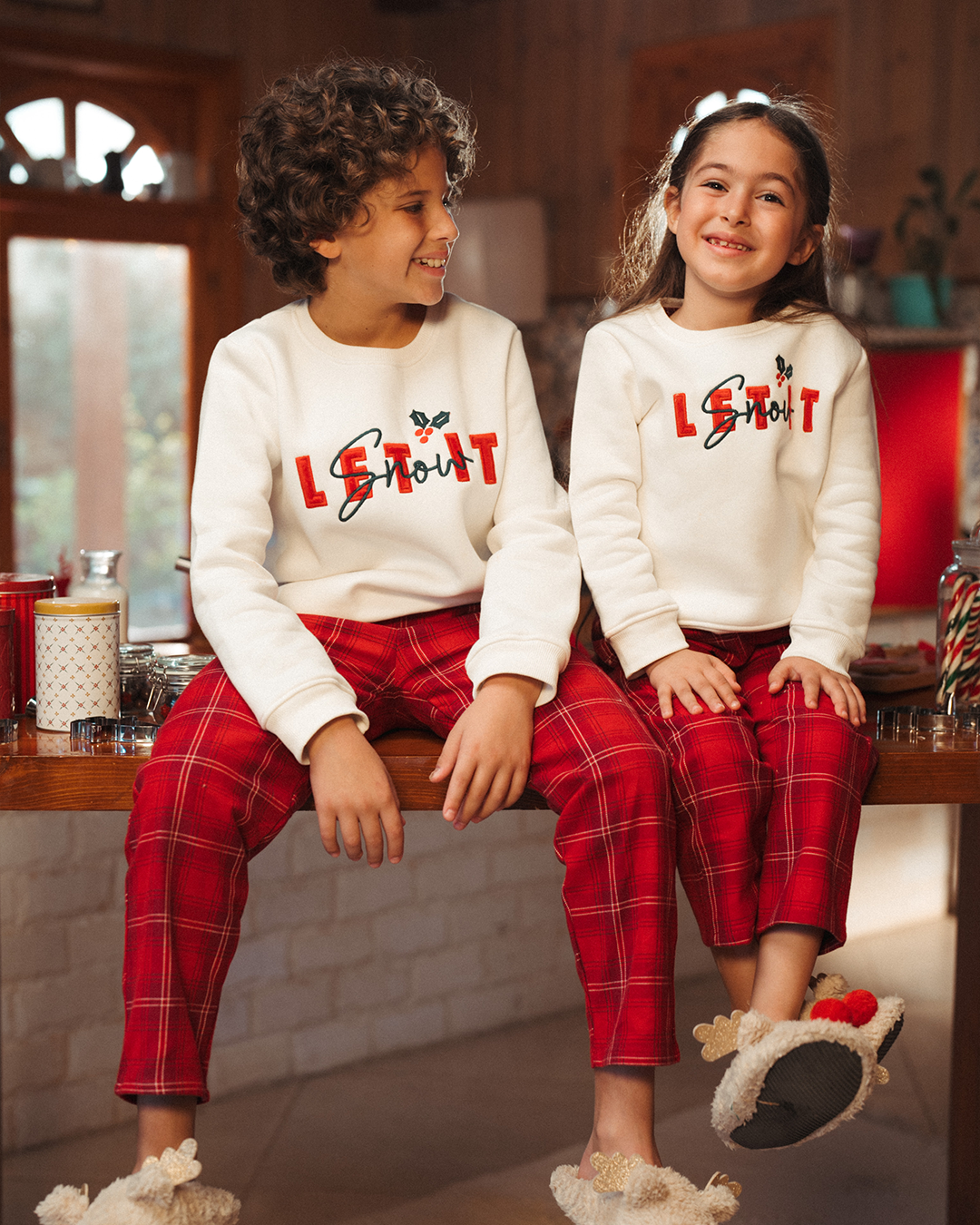 Happy Holidays بيجاما اطفالي بكم و بنطلون