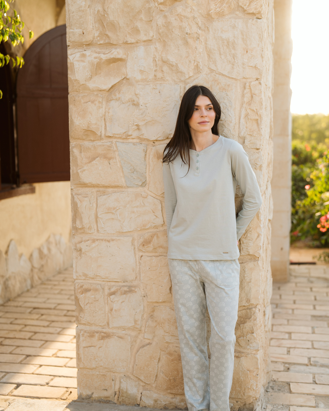 Boohoo Rainbows بيجاما حريمي بكُم و زراير