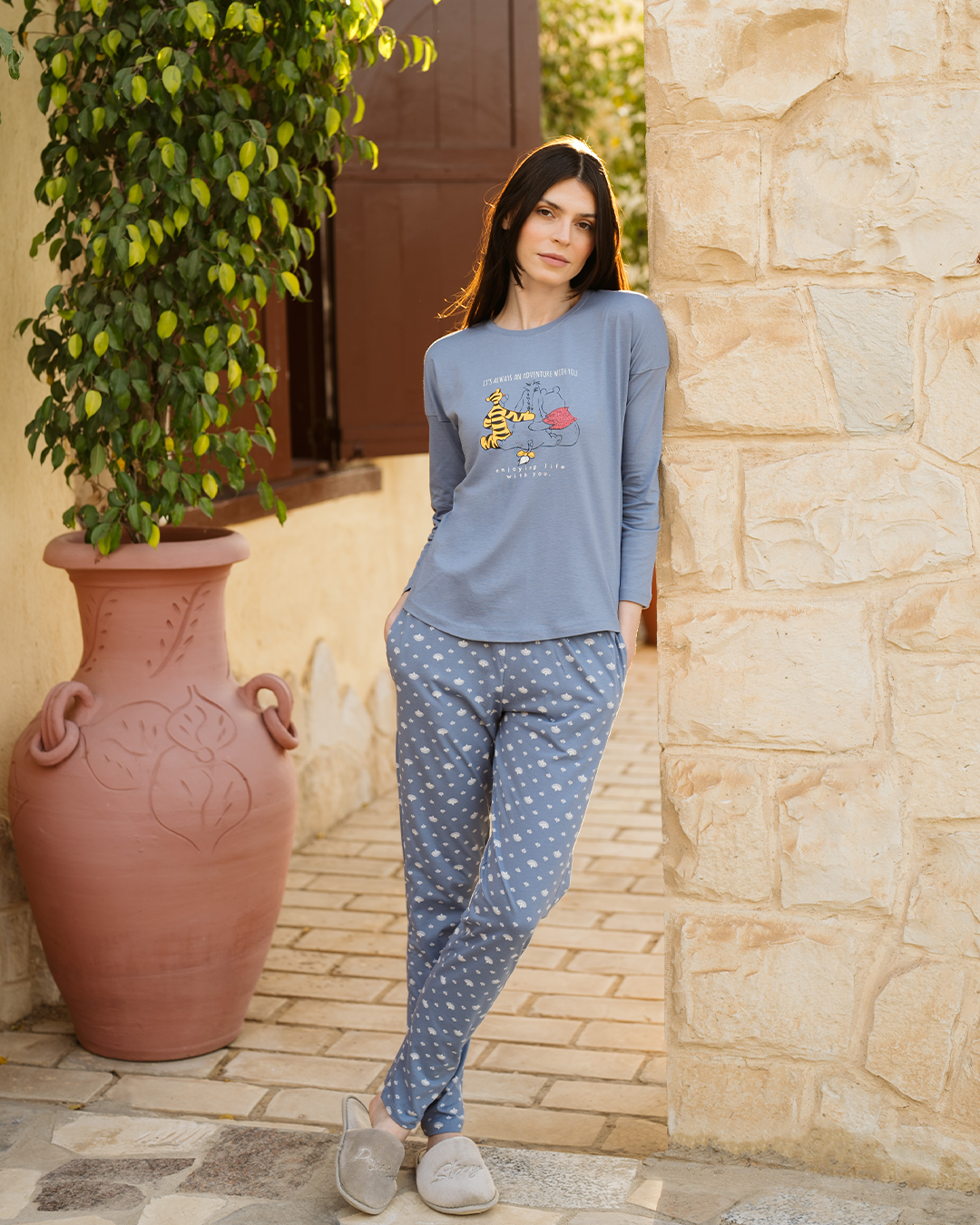 Pooh and family women's off shoulder pajamas