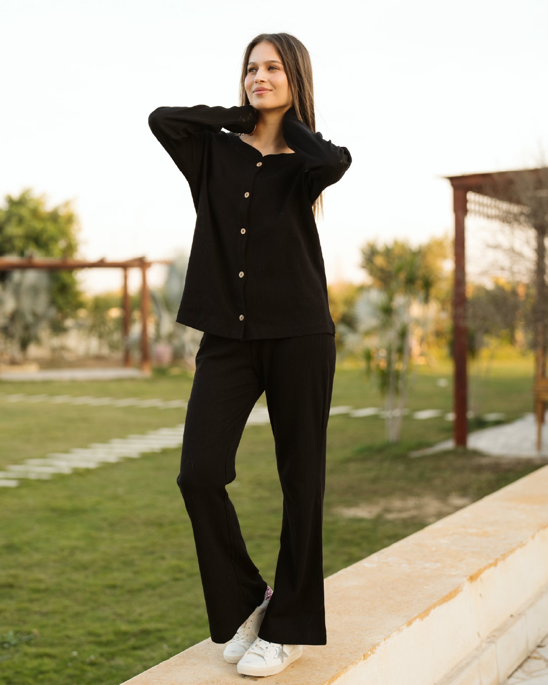 interlock Loung set  طقم حريمي بزراير وبنطلون واسع